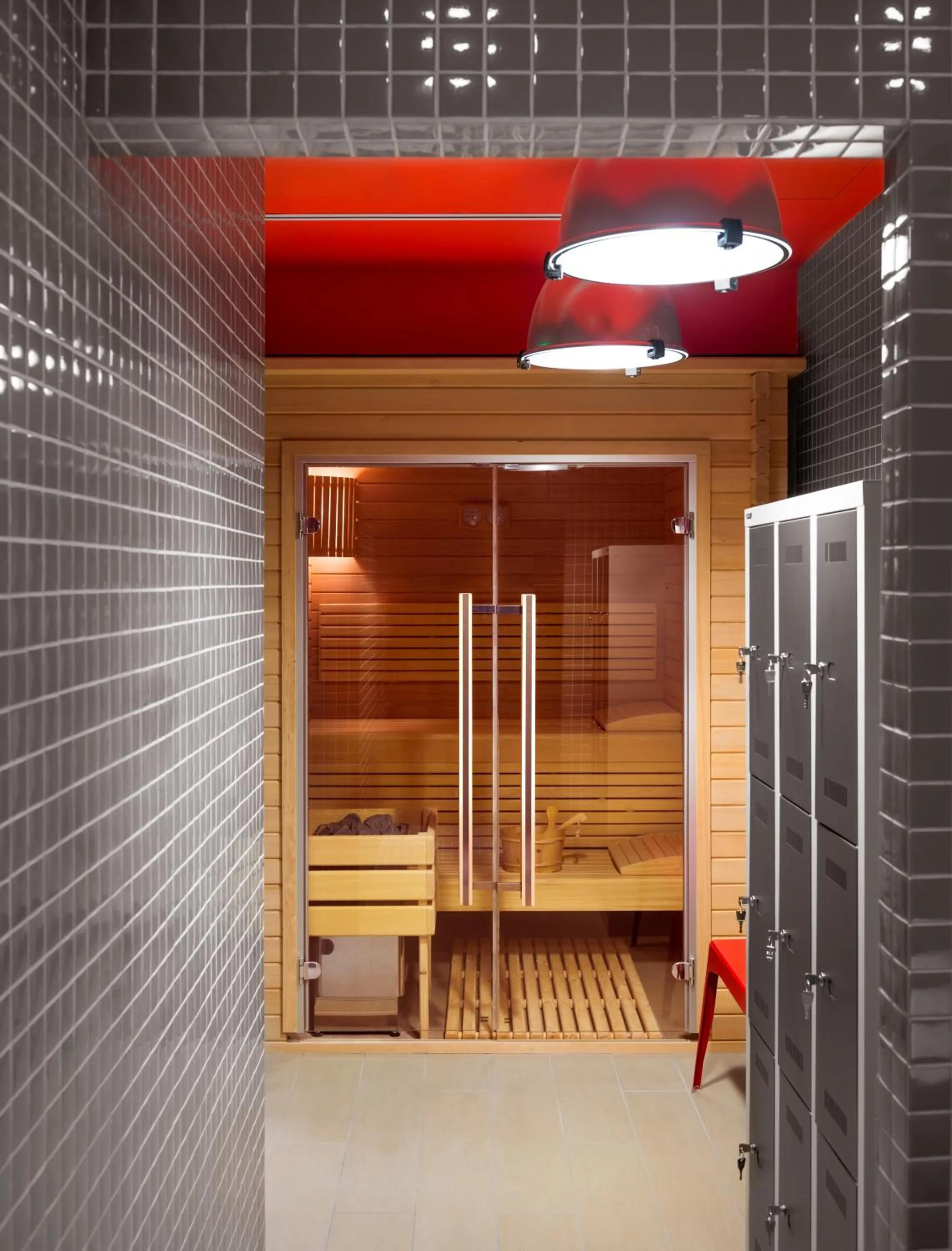 Sauna in OKKO Hotels Nantes Centre Ville