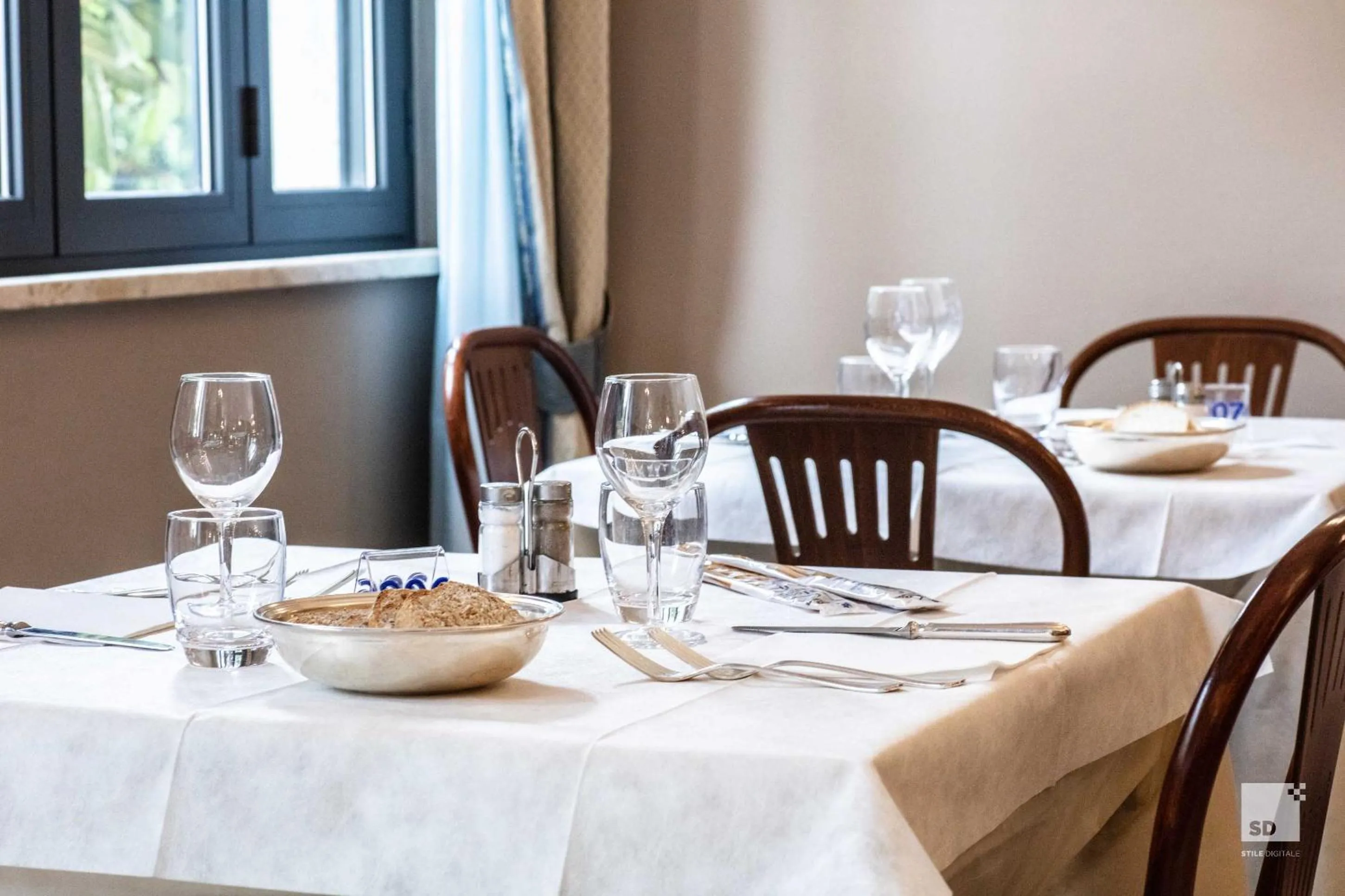 Restaurant/places to eat in Hotel Venezia