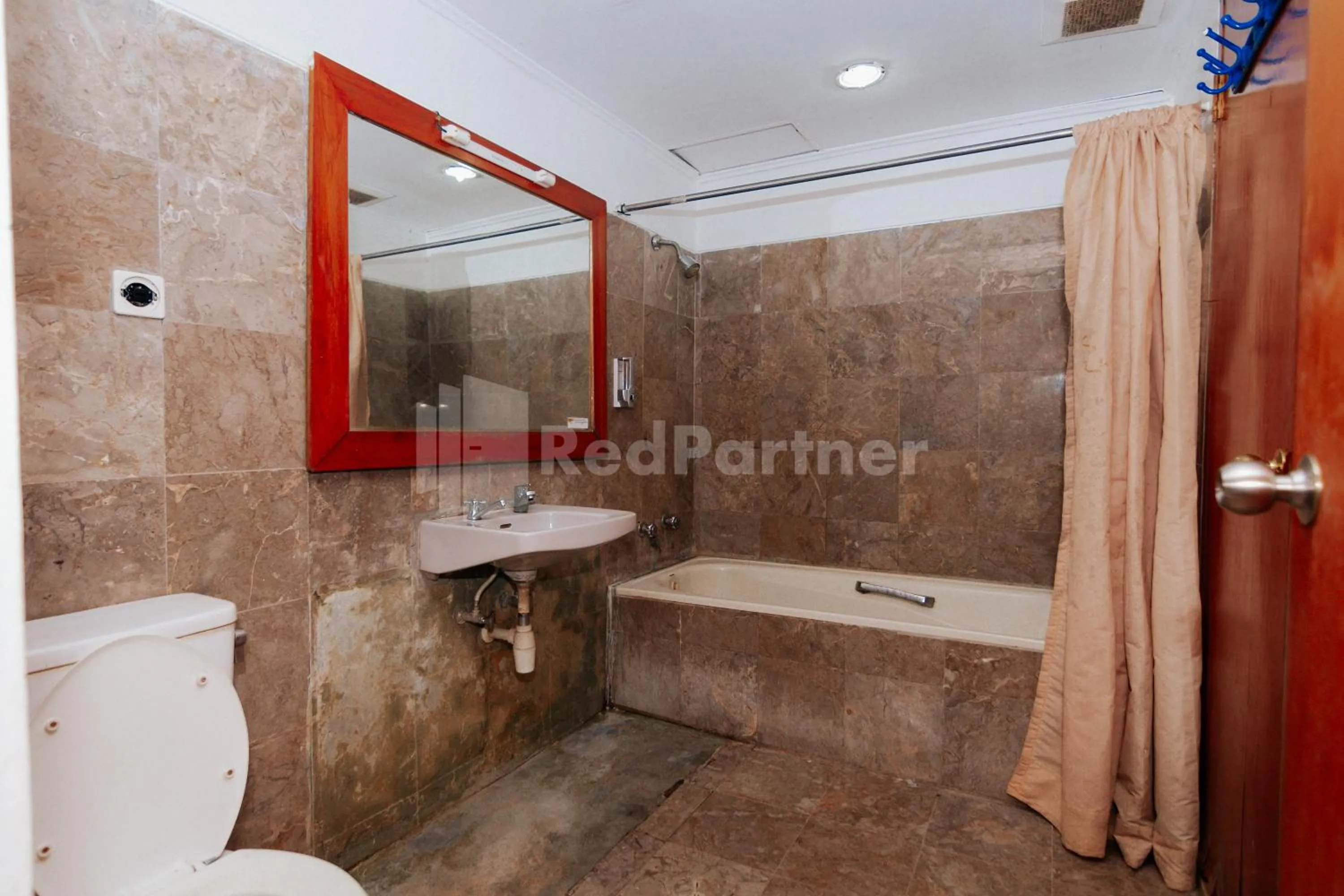 Bathroom in Villa Green Valley Puncak RedPartner