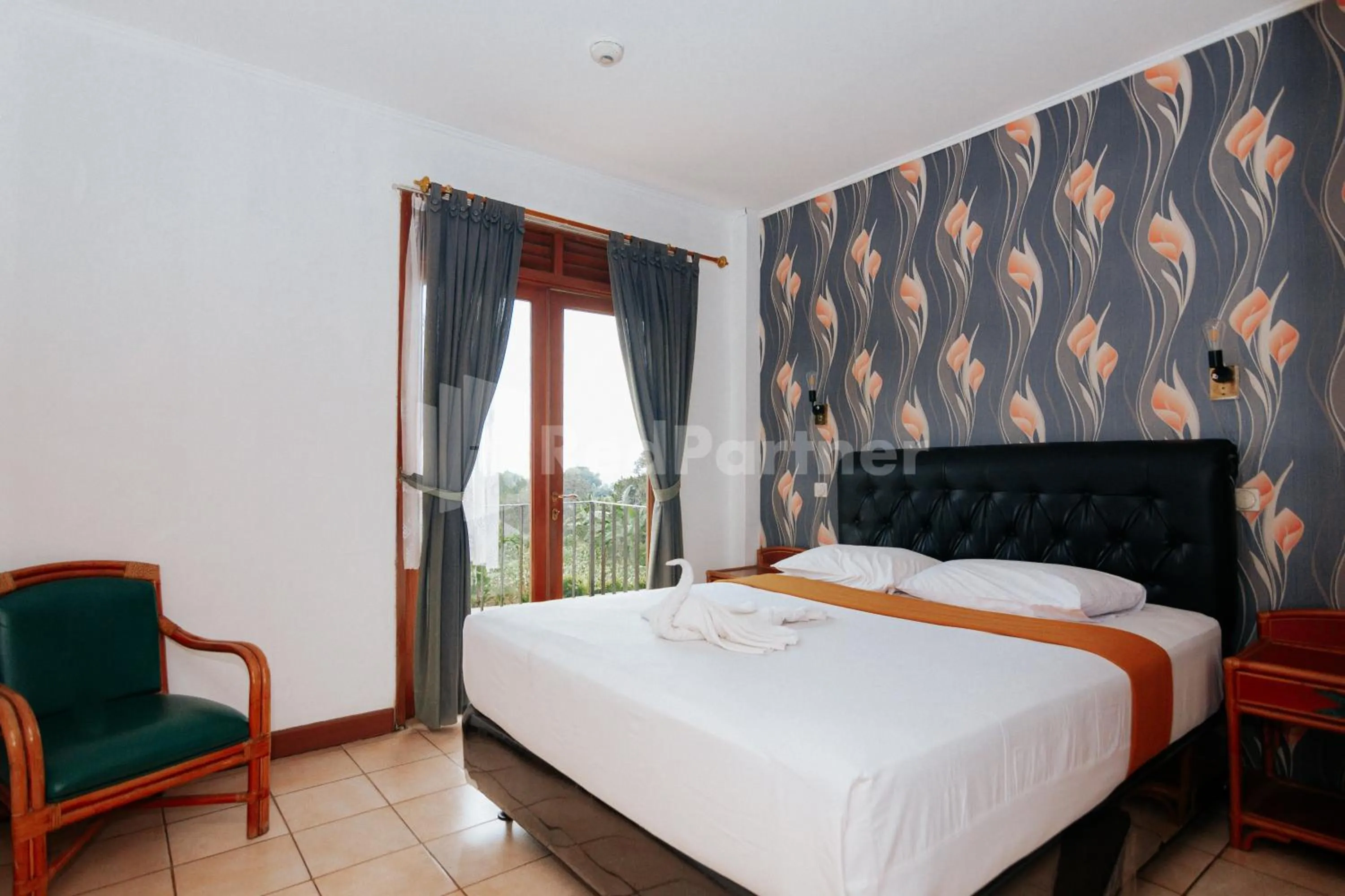 Bed in Villa Green Valley Puncak RedPartner