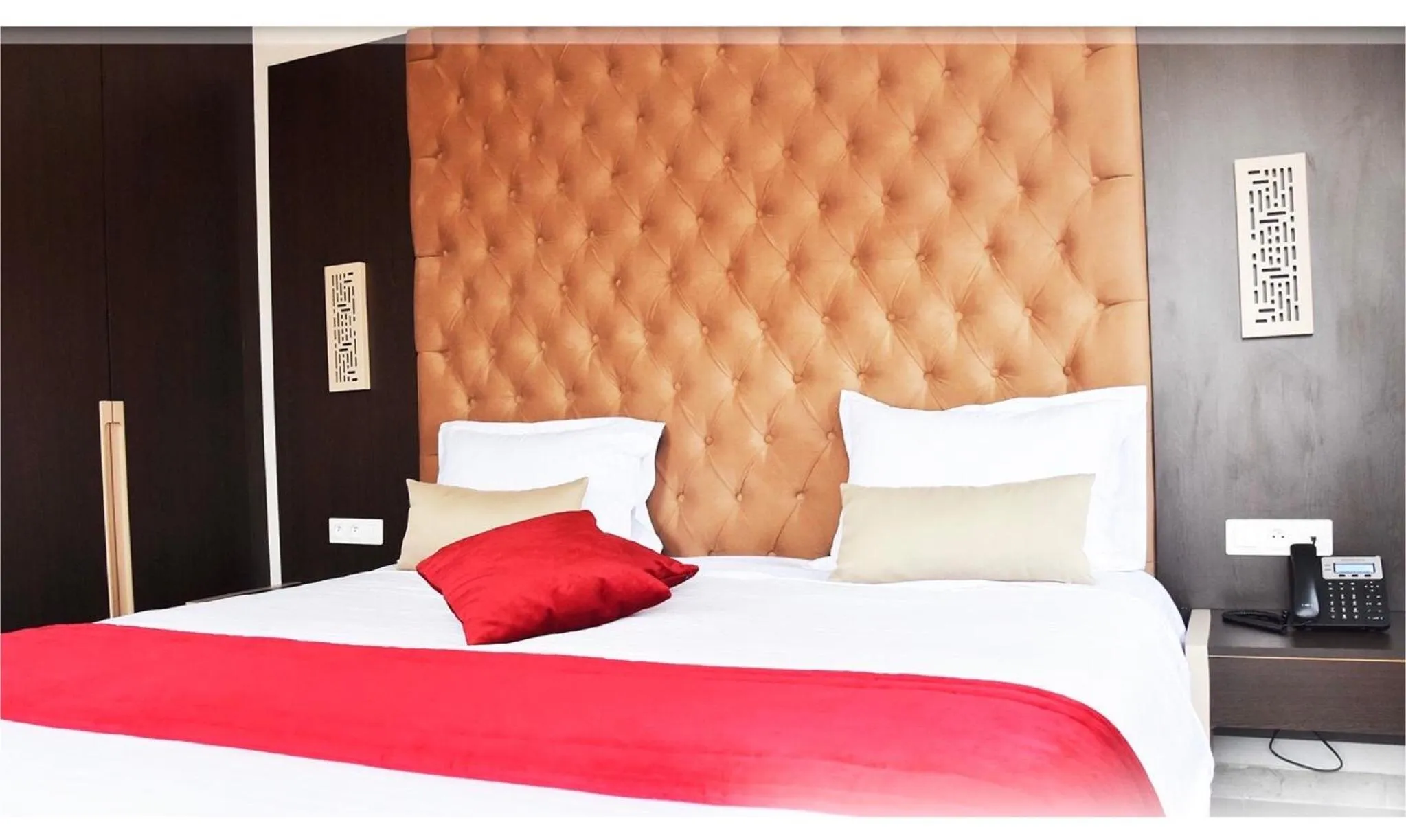 Photo of the whole room, Bed in Hôtel Lescure Business and SPA