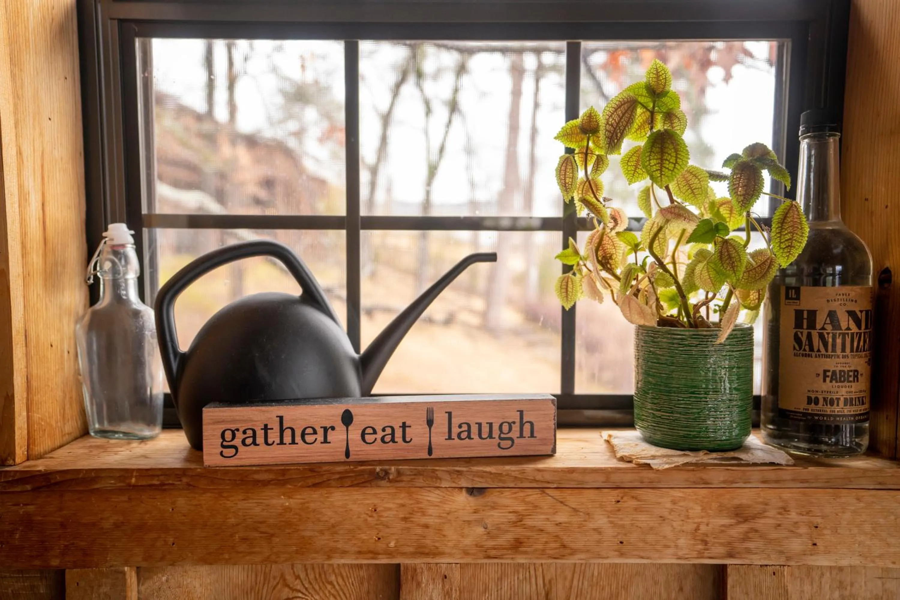 Liams Lodge-Peaceful Cabin Panoramic Lake Views