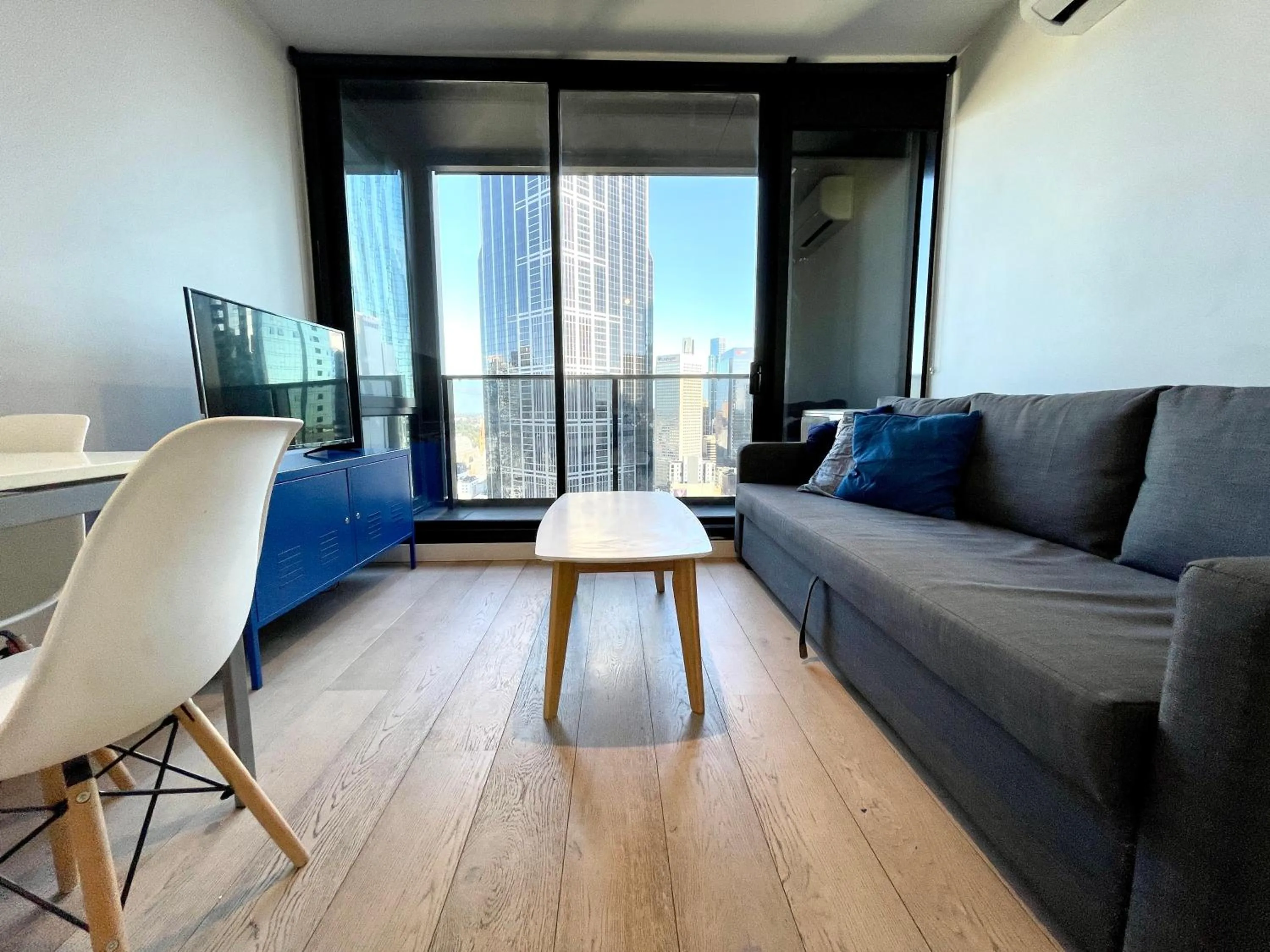 Living room in Readyset Apartments at Empire