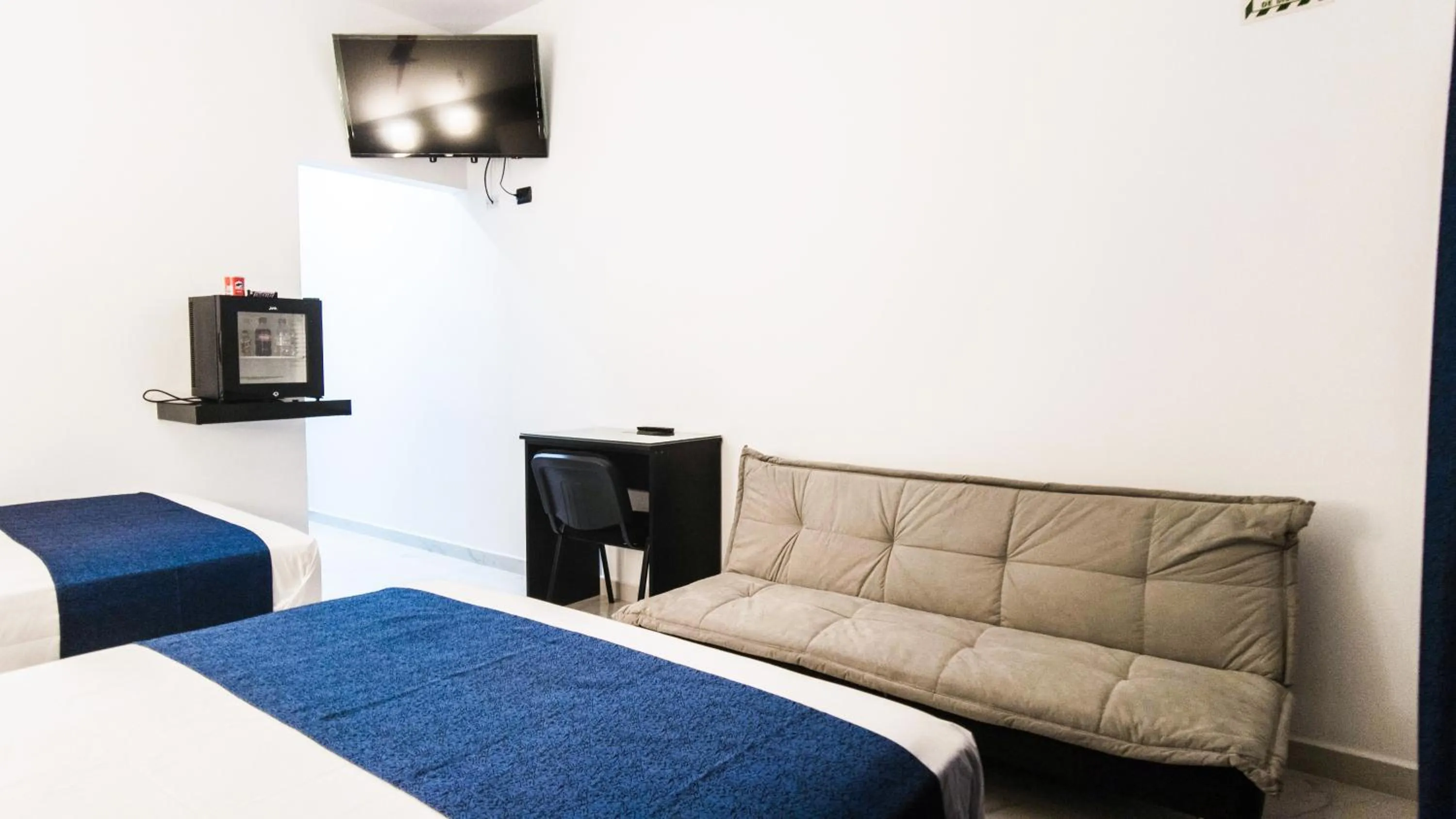 Drinks, Bed in Hotel Boutique Papagayo