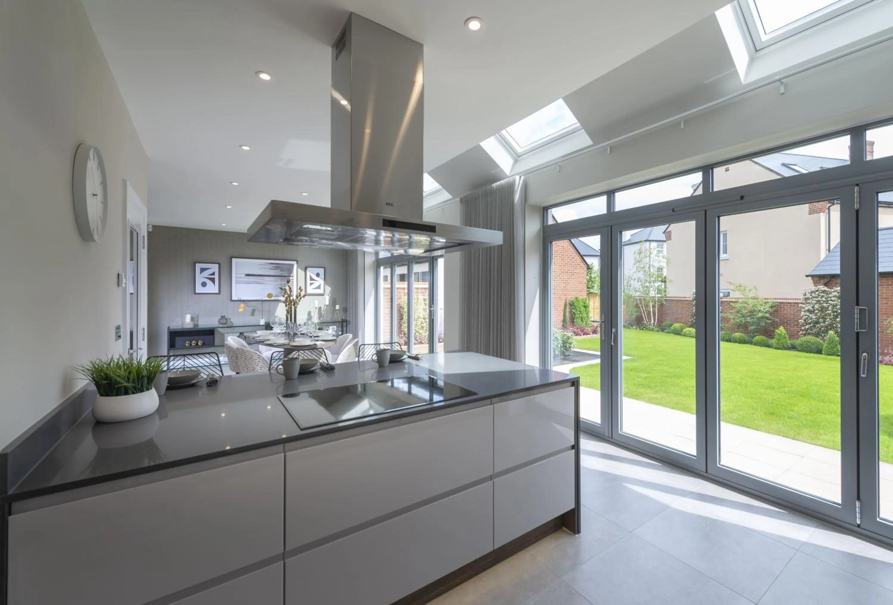 Kitchen or kitchenette in The Heyford Hotel