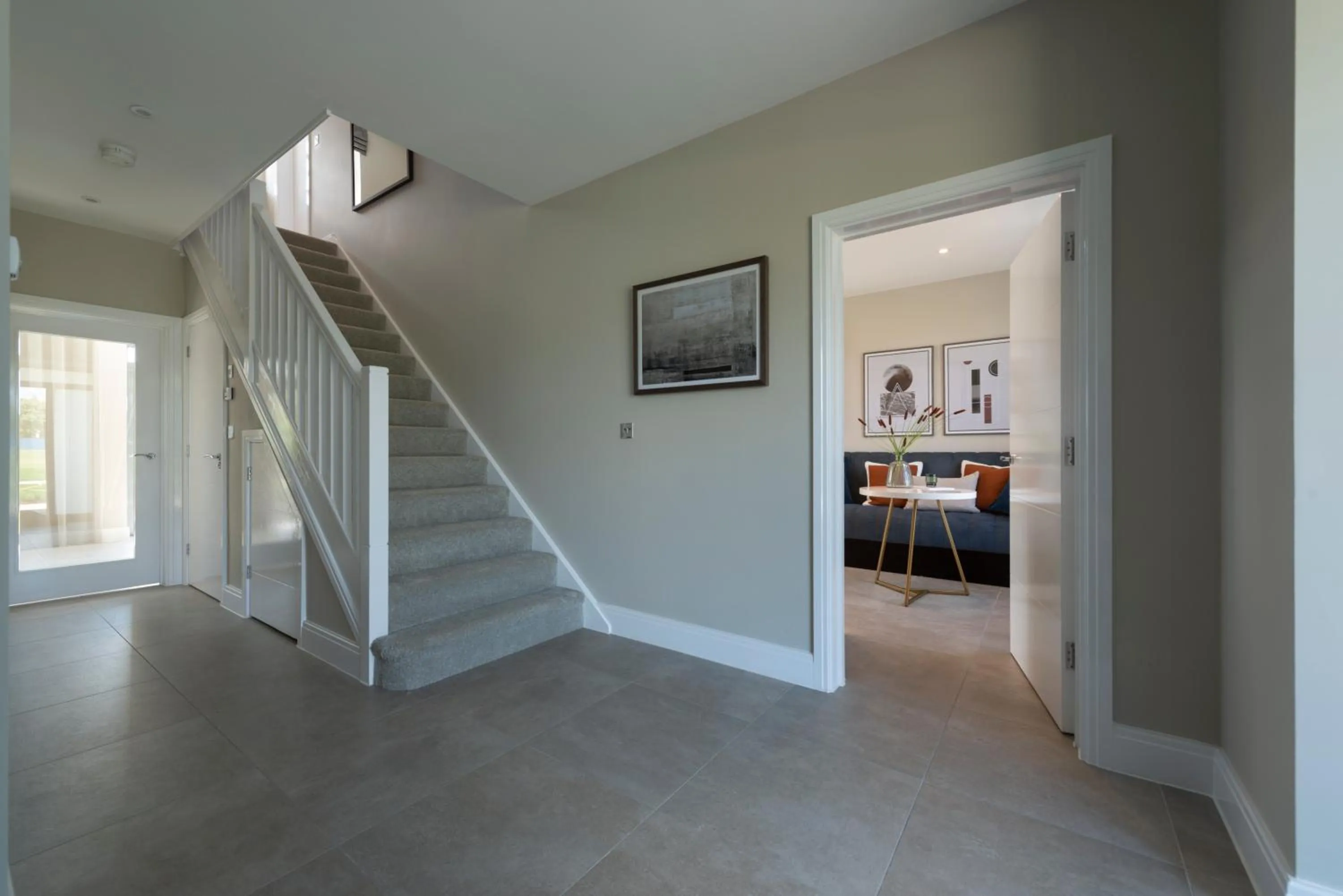 Facade/entrance in The Heyford Hotel