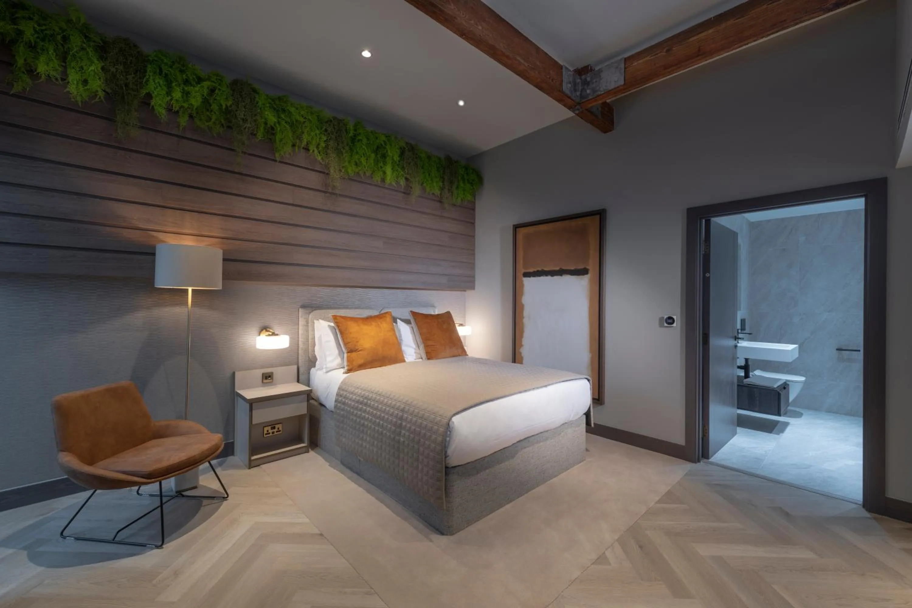 Bedroom, Bed in The Heyford Hotel