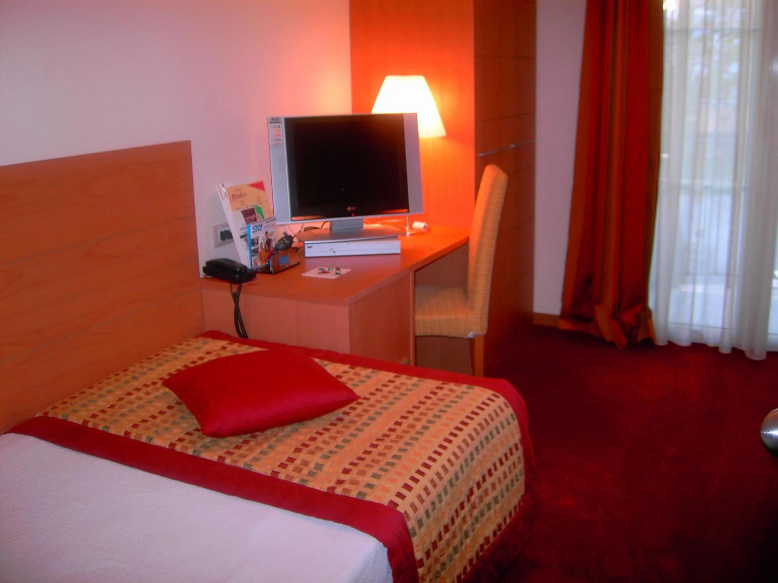 Photo of the whole room in Accademia Hotel