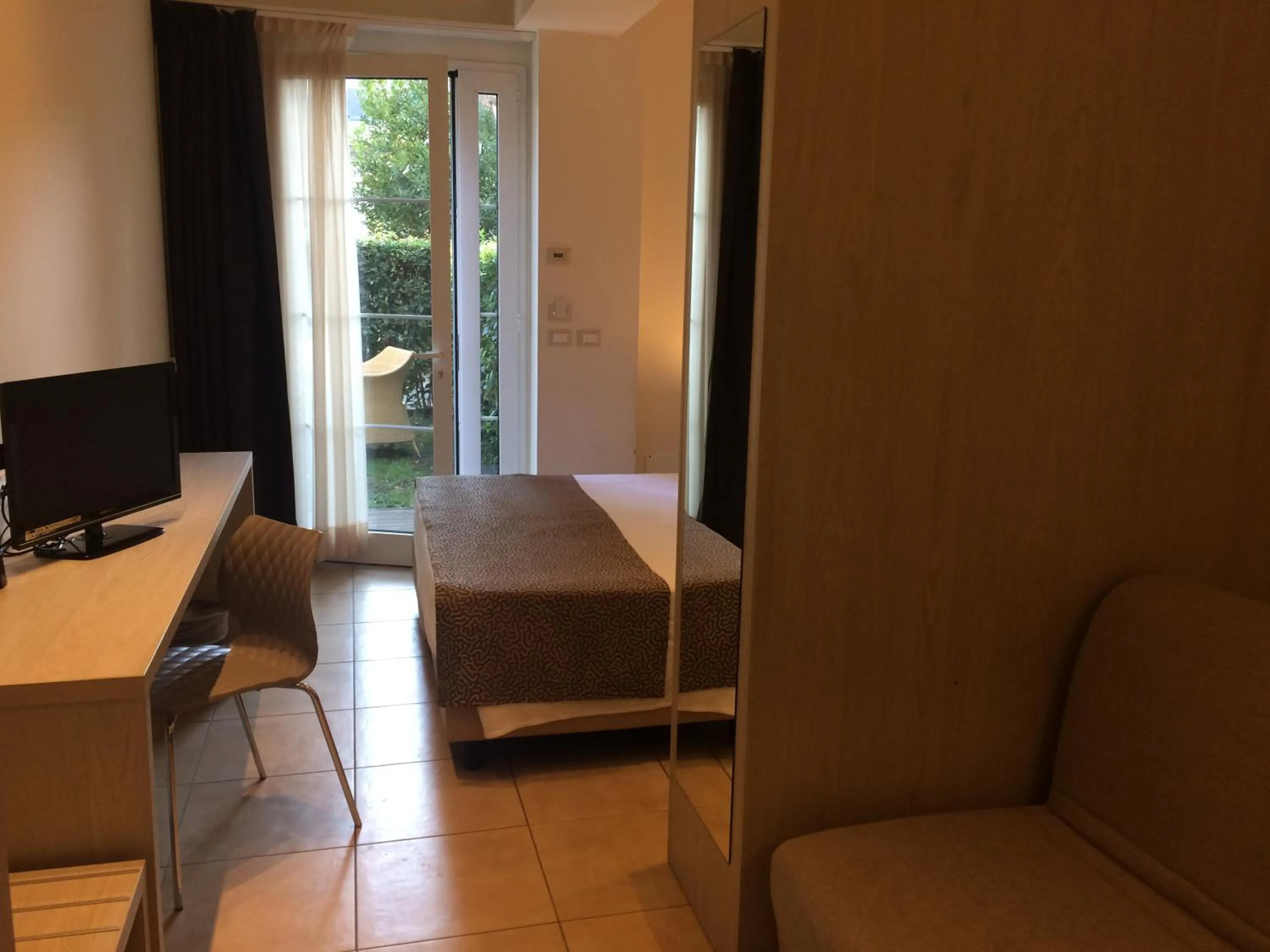 Photo of the whole room in Accademia Hotel