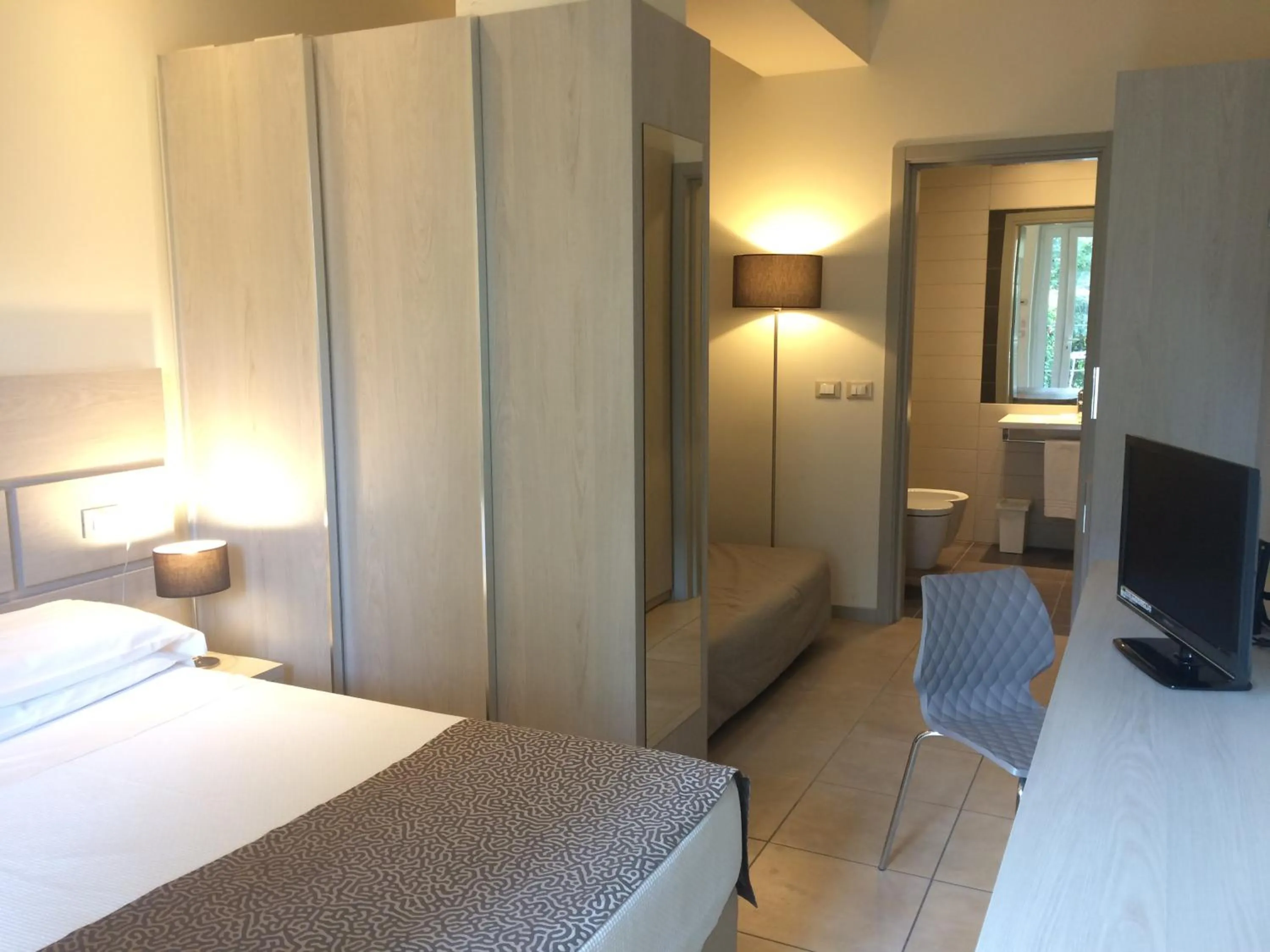 Photo of the whole room in Accademia Hotel