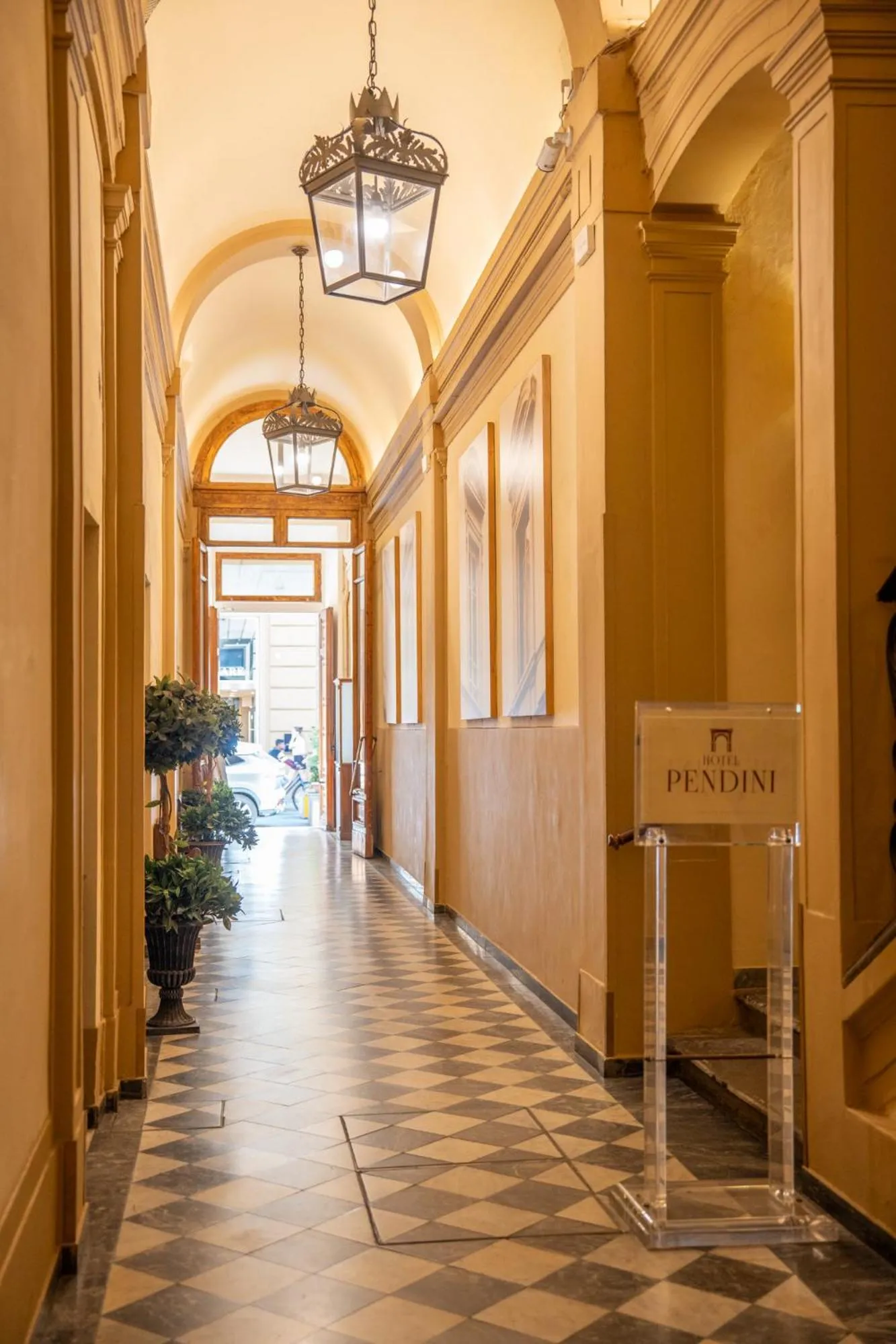 Facade/entrance in Hotel Pendini
