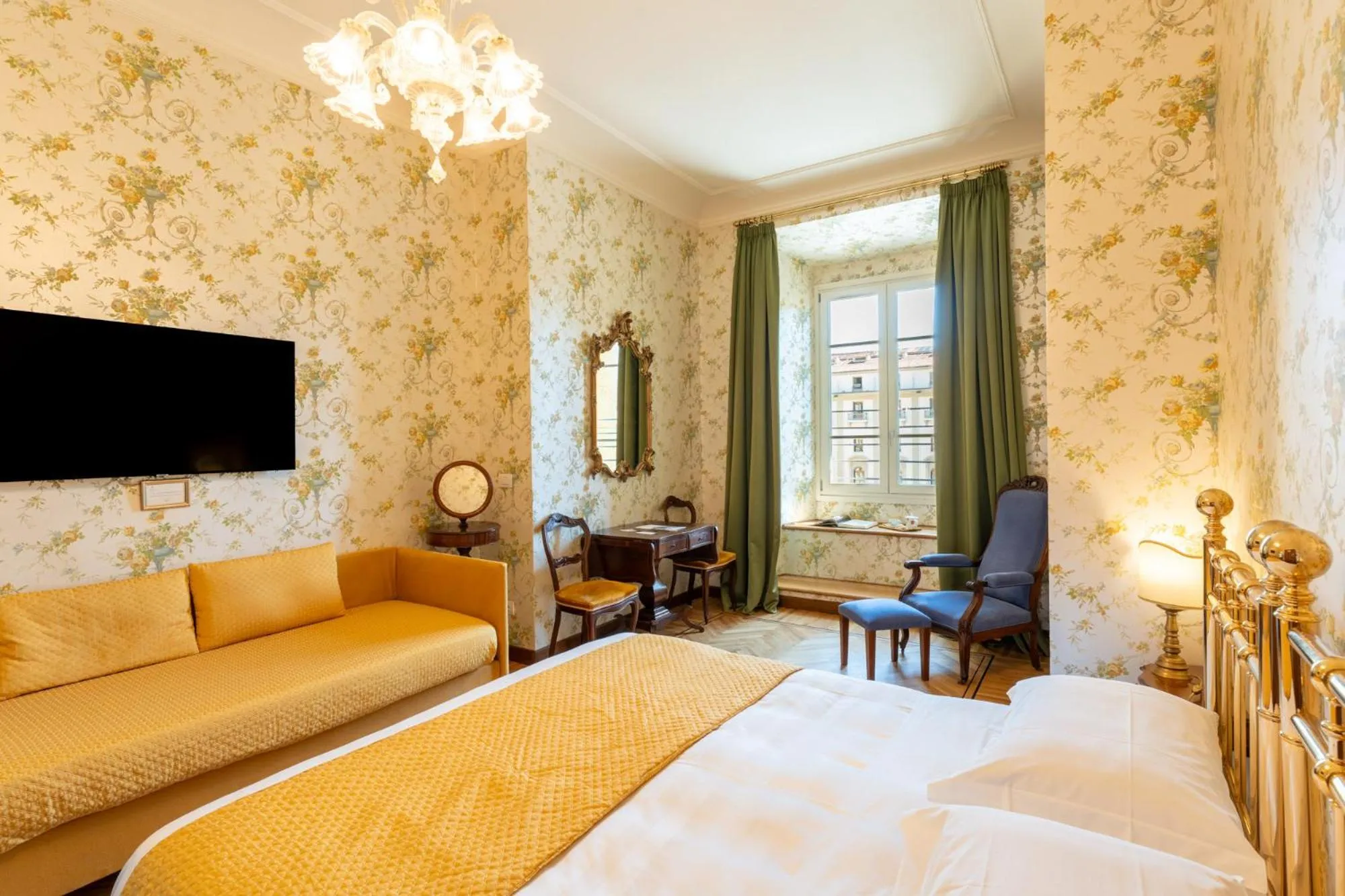 Photo of the whole room, Bed in Hotel Pendini