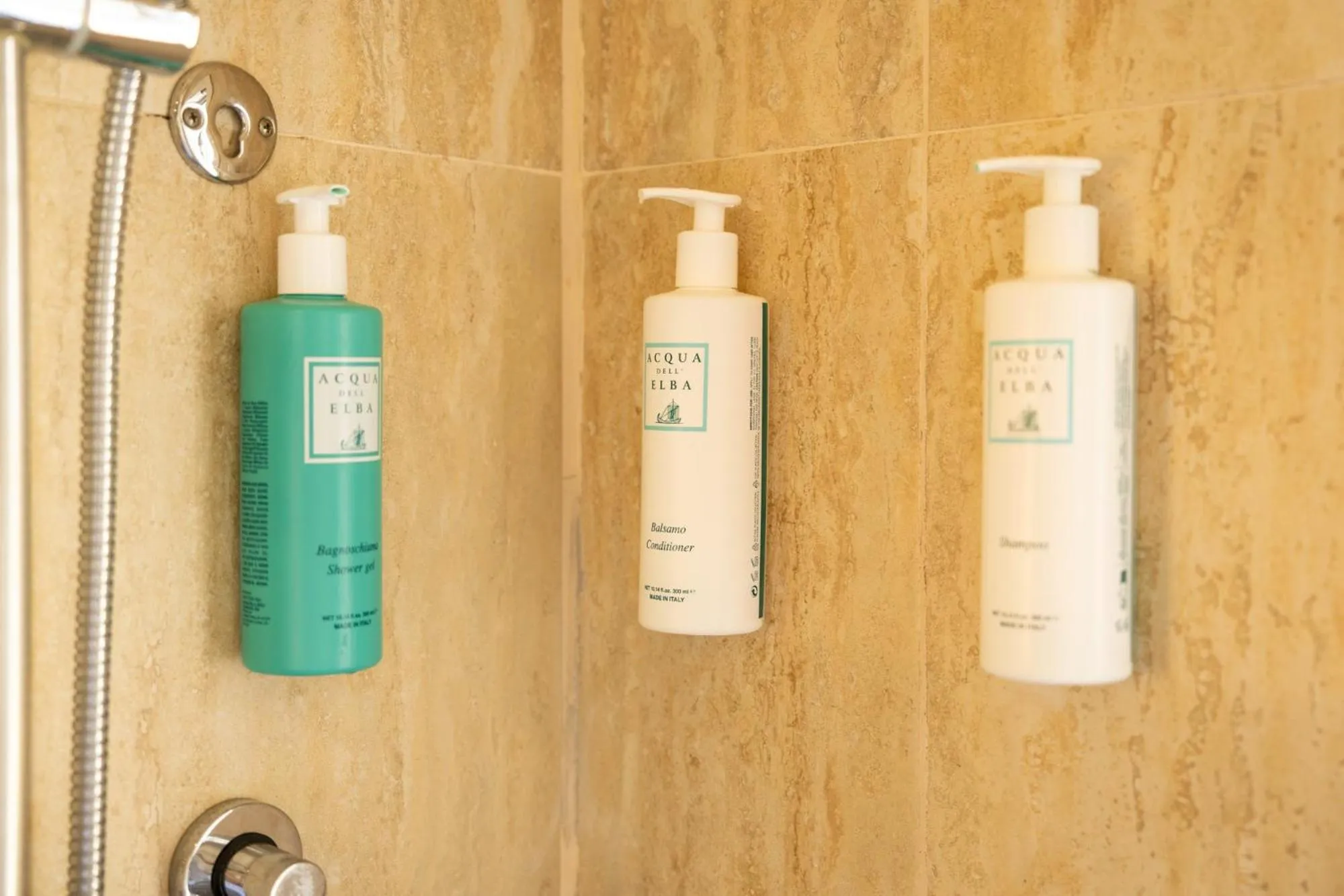 Shower in Hotel Pendini