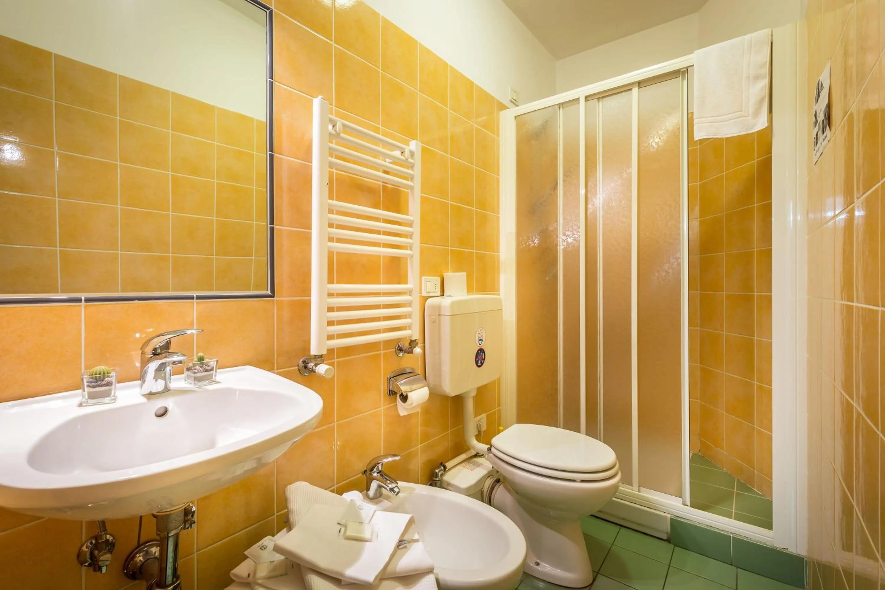 Bathroom in Hotel Ferretti