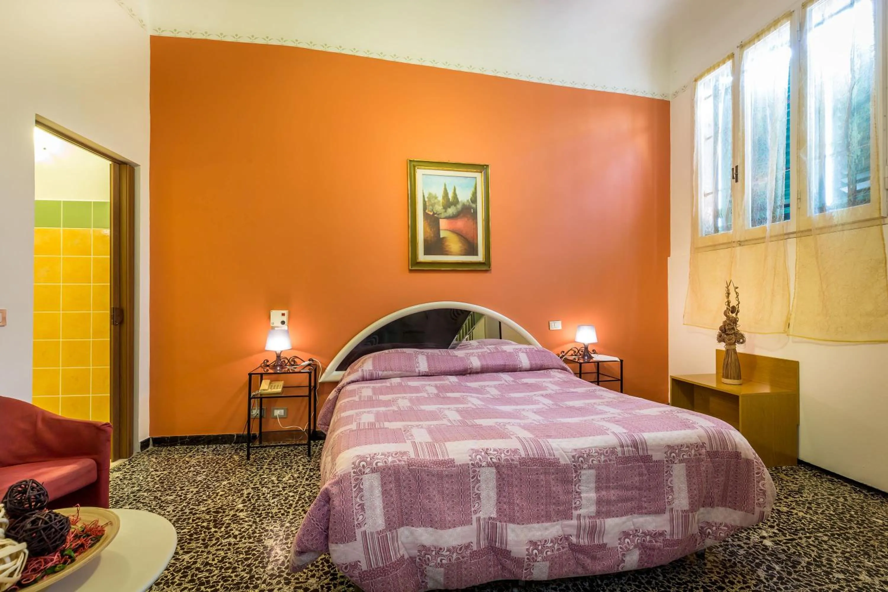 Photo of the whole room in Hotel Ferretti