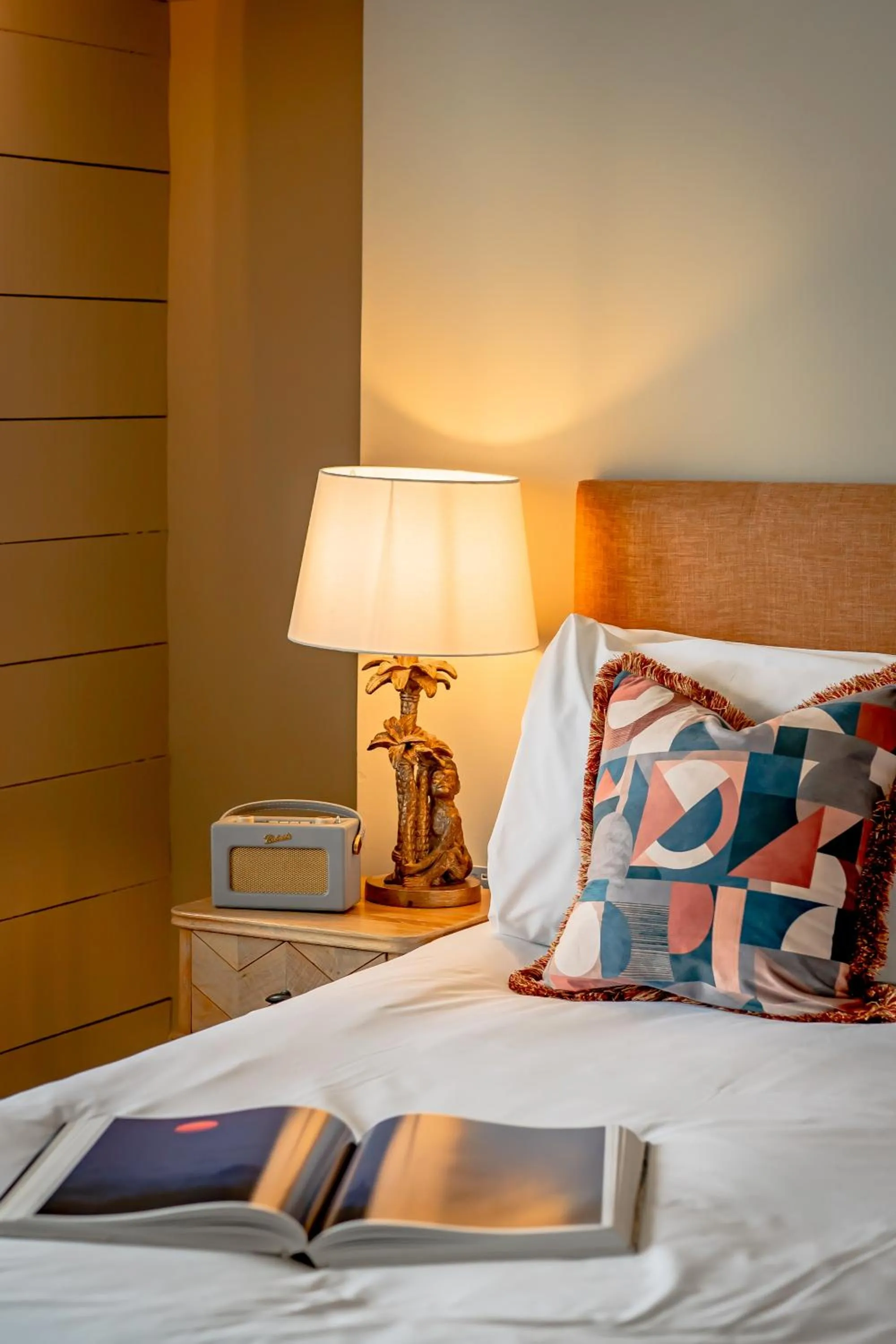 Bed in The Godolphin Hotel