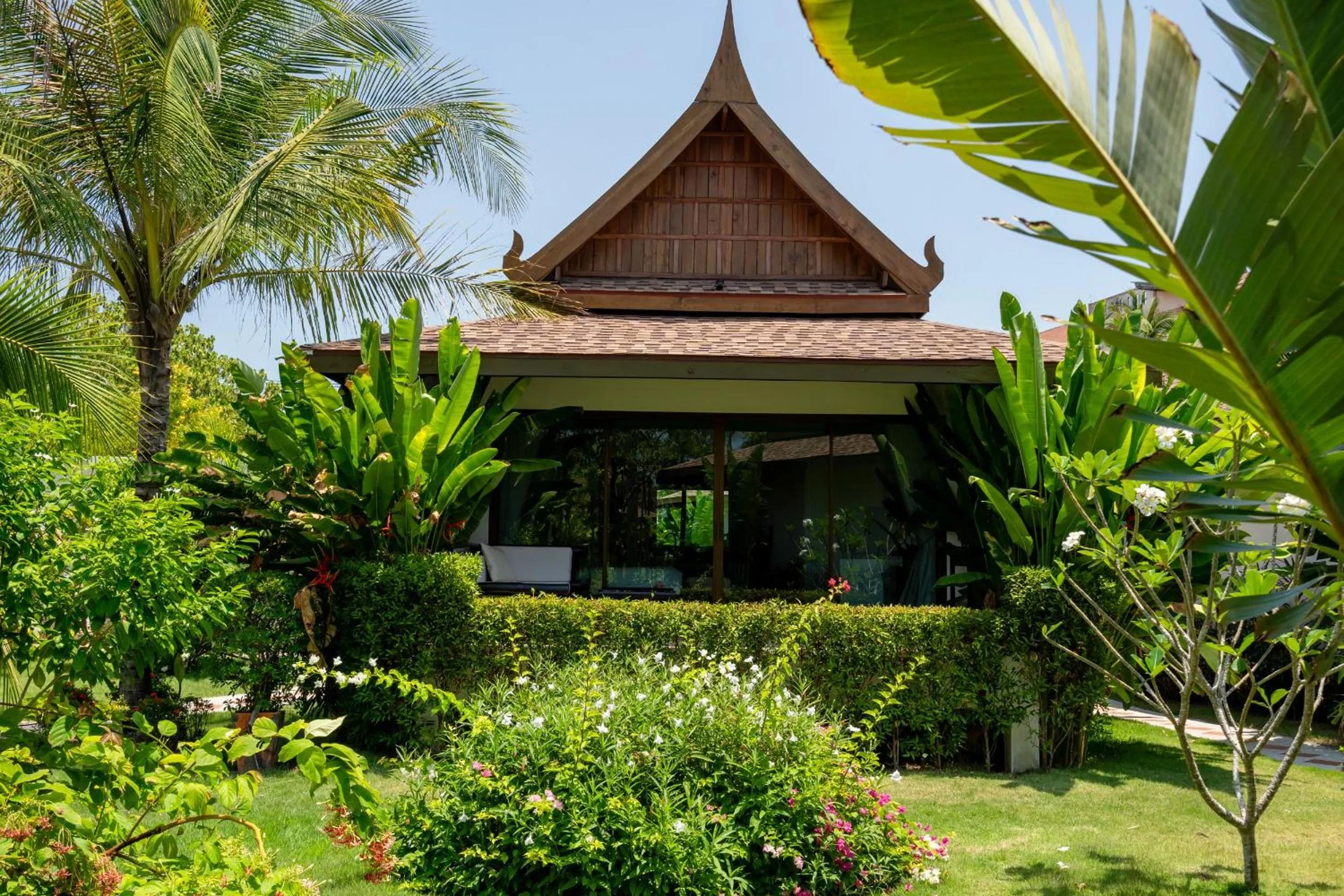Garden in Lanta Palace Beach Resort & Spa - Adult Only