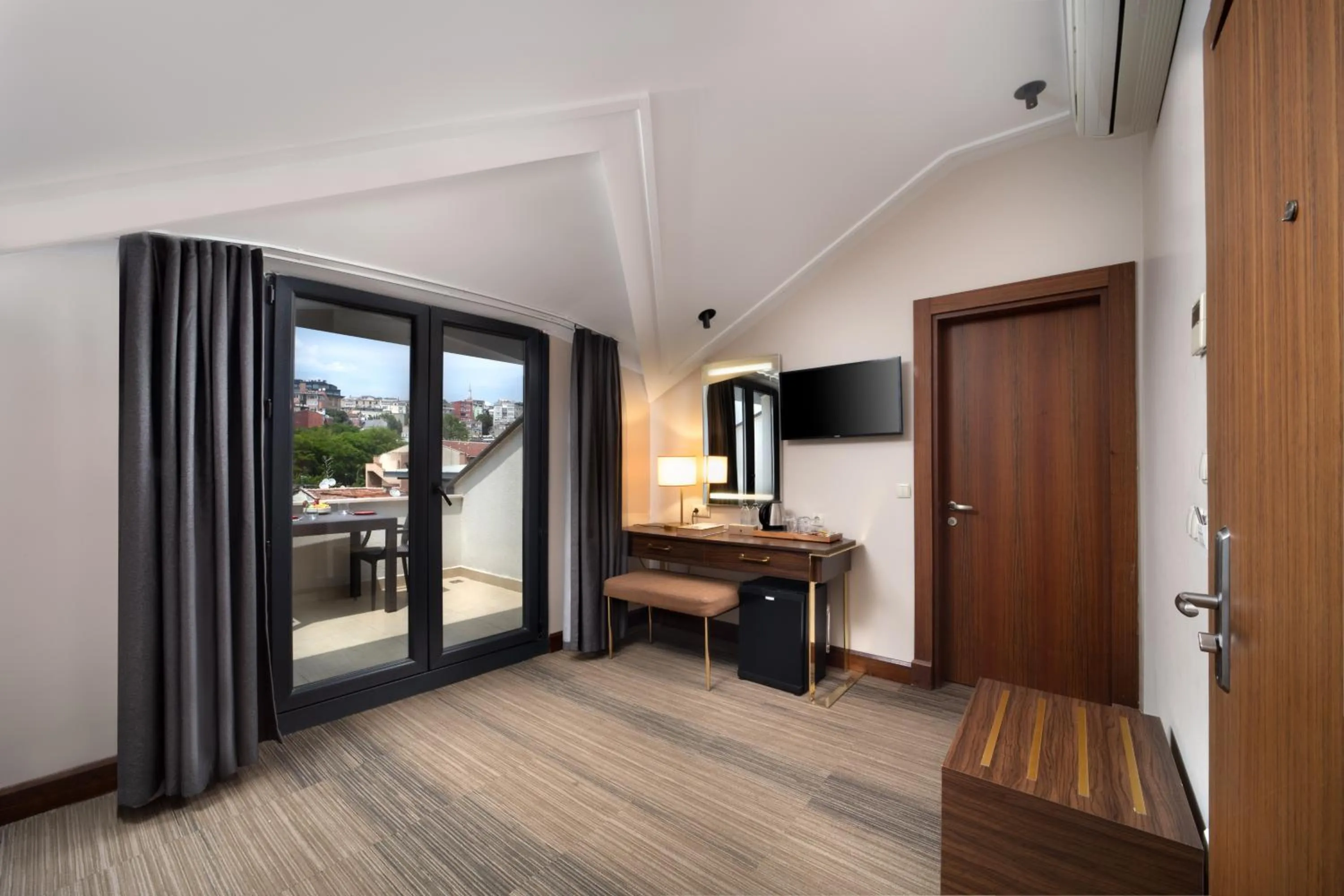 TV and multimedia, Bed in Recital Park Hotel