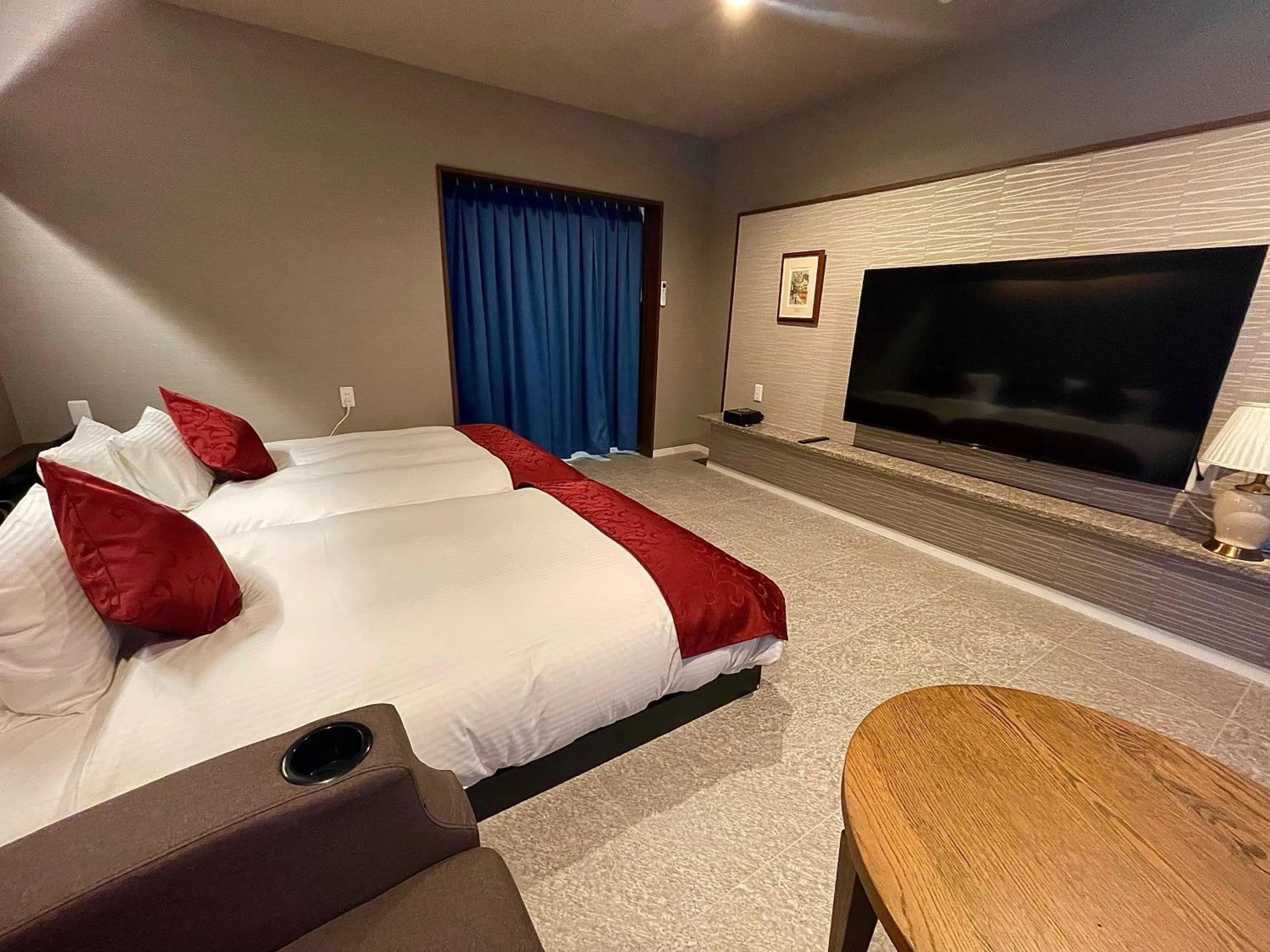 Photo of the whole room, Bed in La Jolie Motomachi