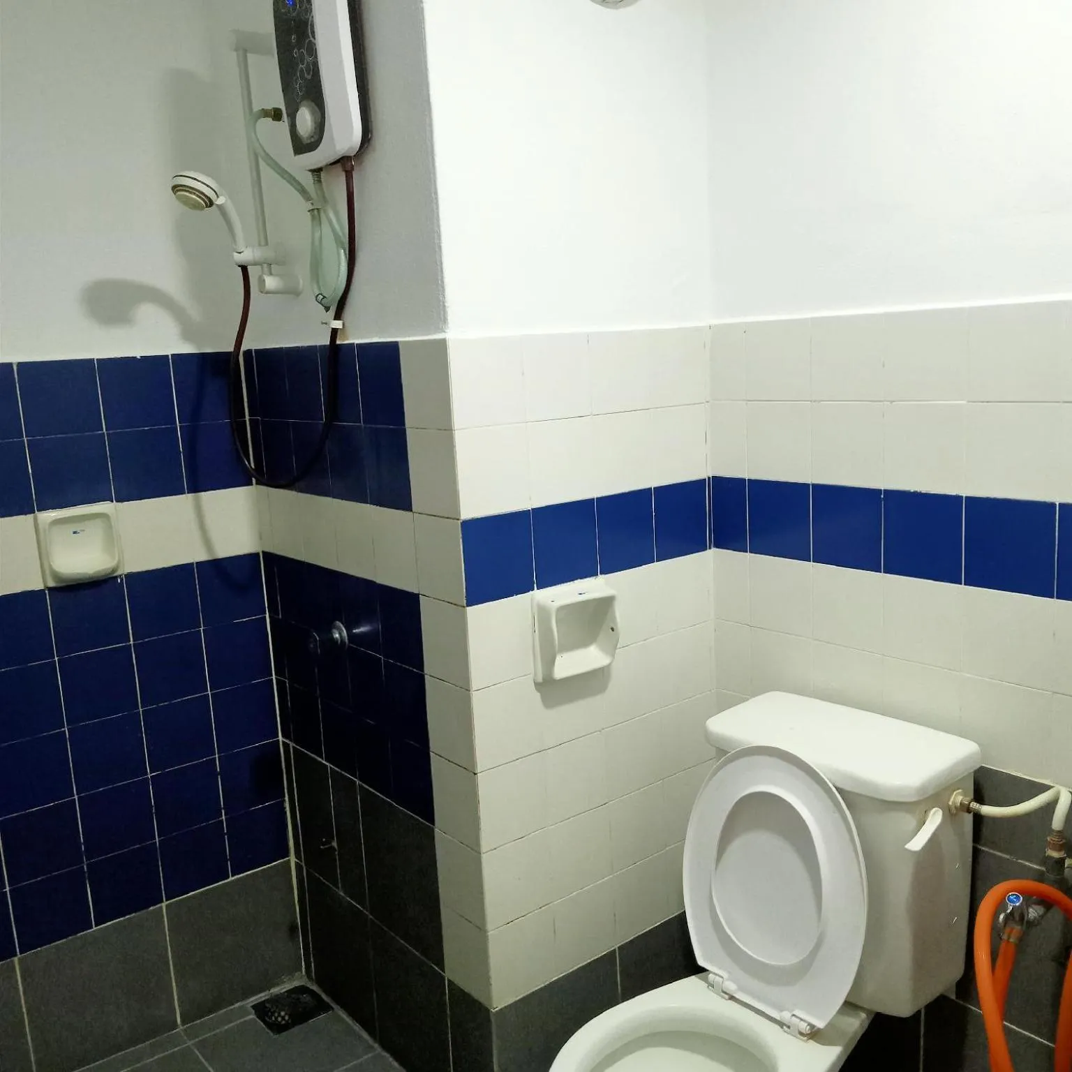 Toilet in Apartment santai Marina