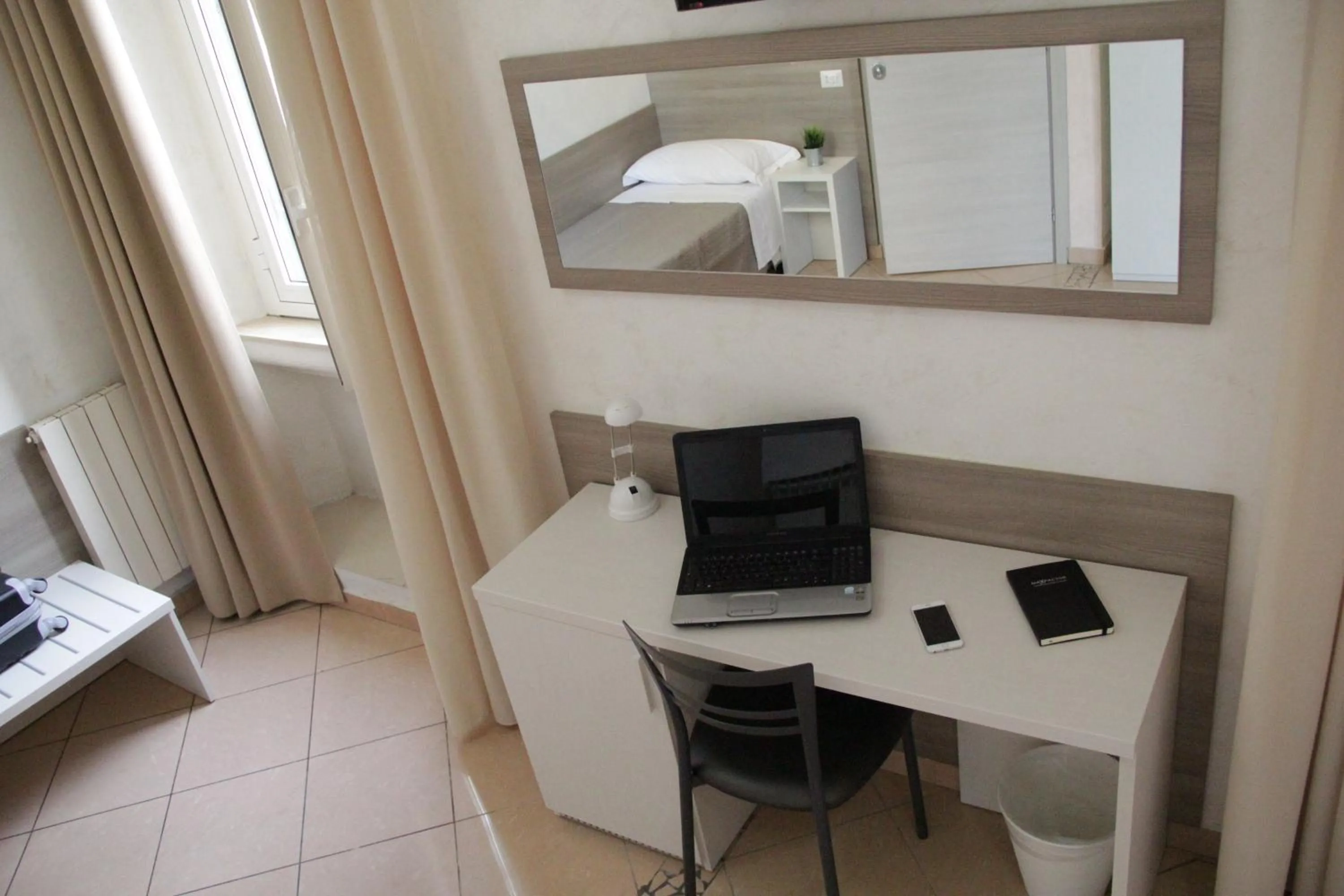 Bedroom in Hotel Siro