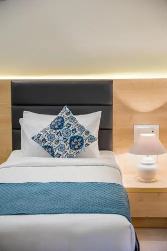 Iris Suites