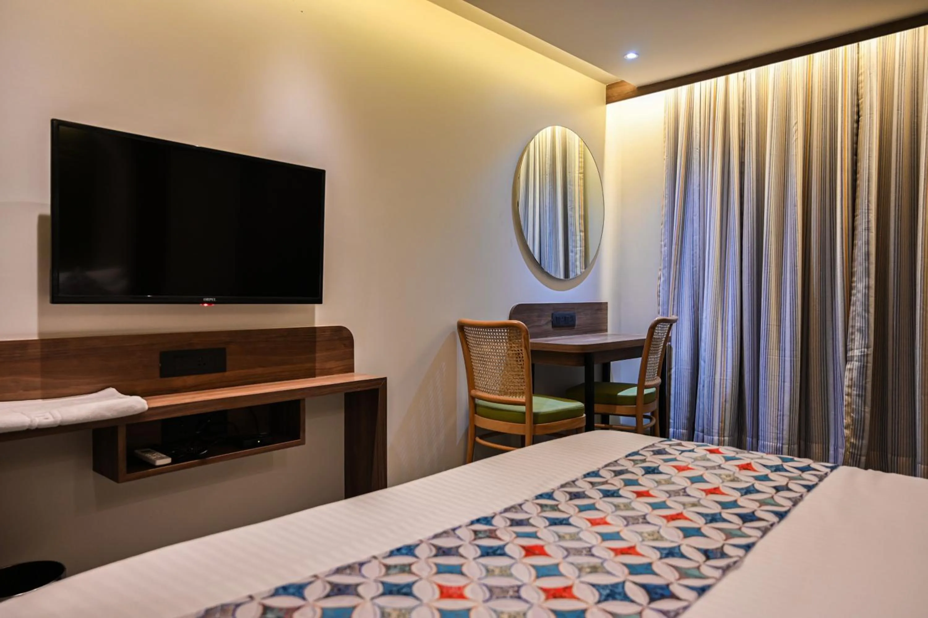 TV and multimedia, Bed in Suvidha Suites