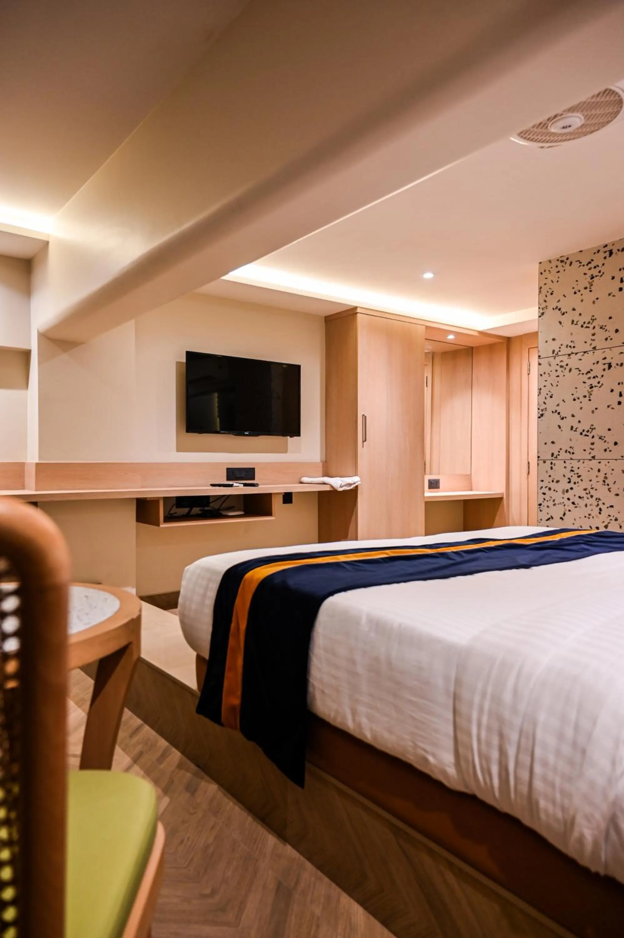 Photo of the whole room, Bed in Suvidha Suites