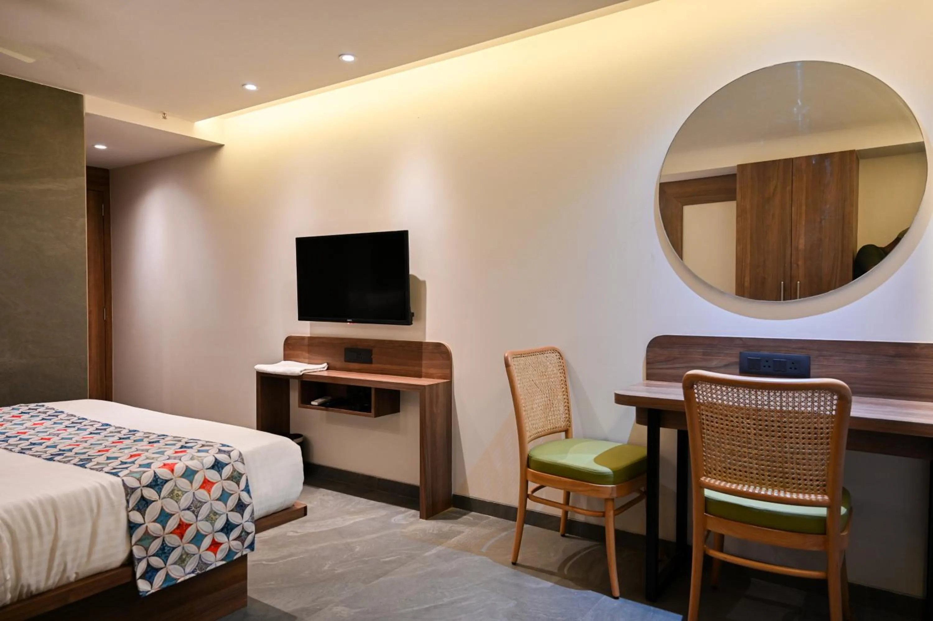 TV and multimedia, Bed in Suvidha Suites