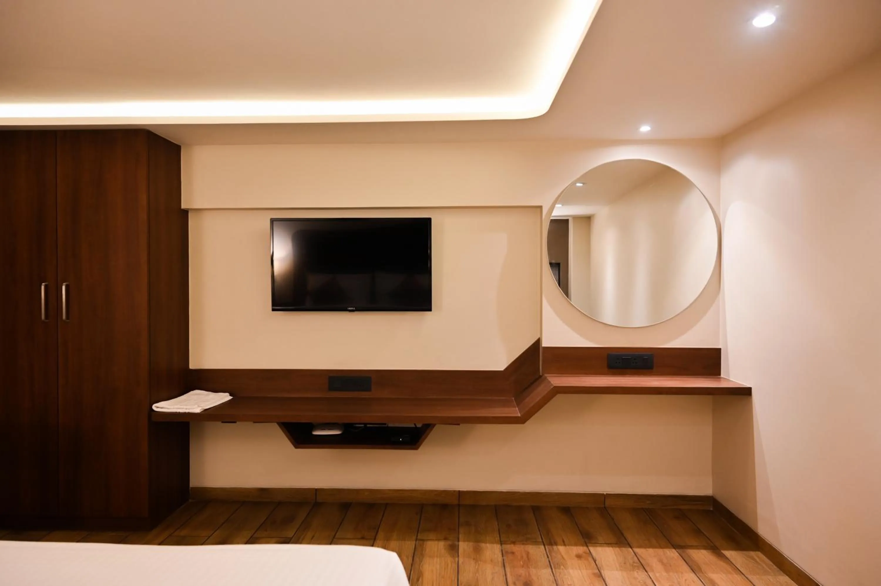 TV and multimedia, Bed in Suvidha Suites