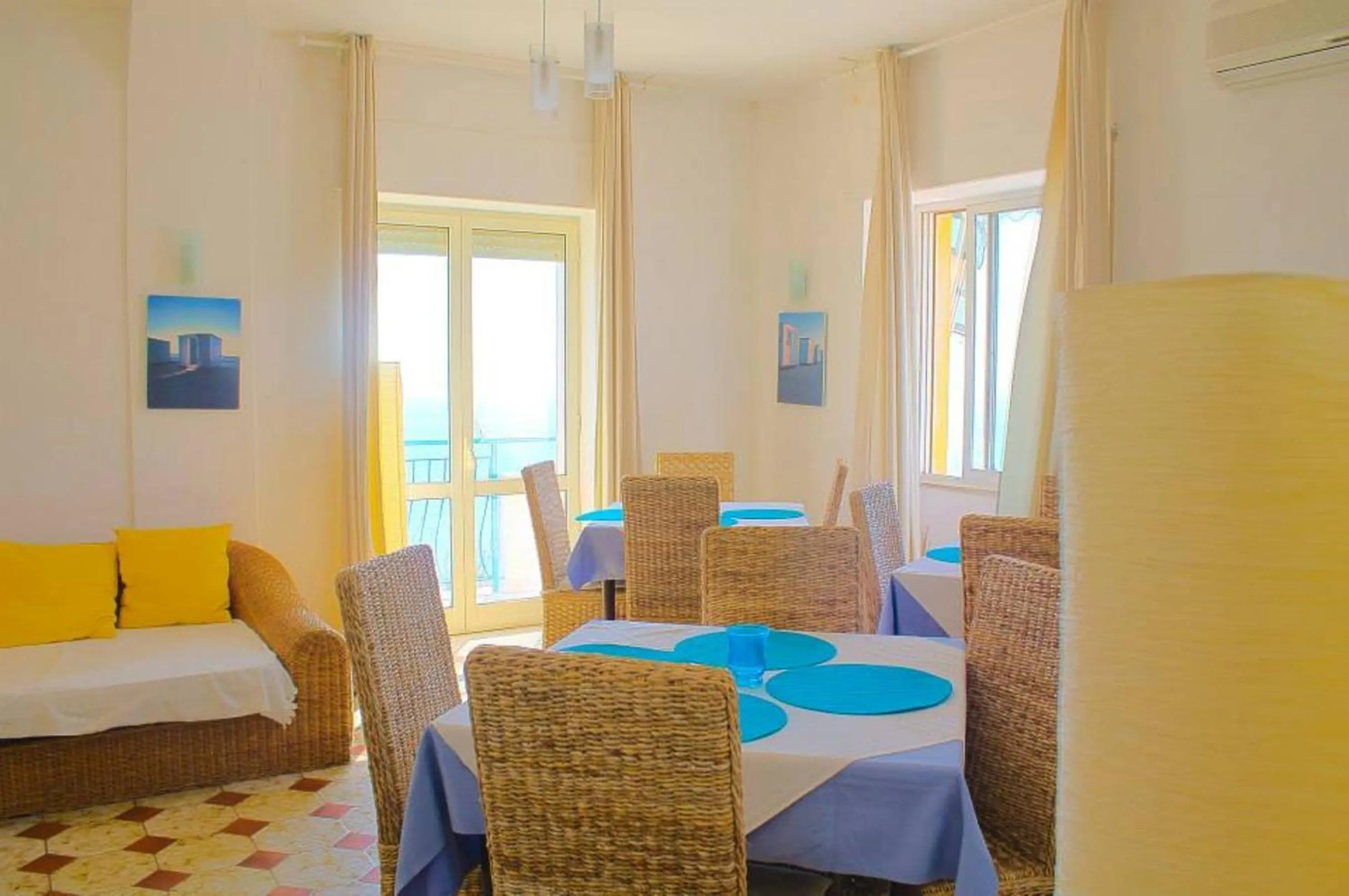 Restaurant/places to eat in Hotel Piccolo Mondo