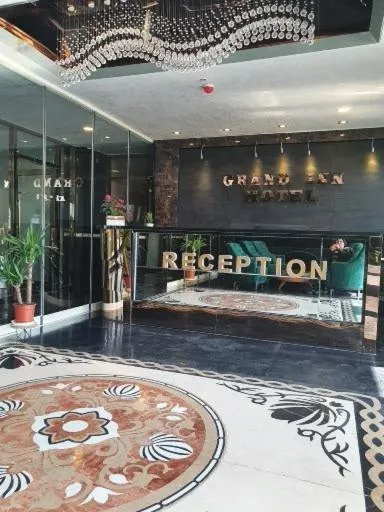 Lobby or reception in Hotel Grand Inn