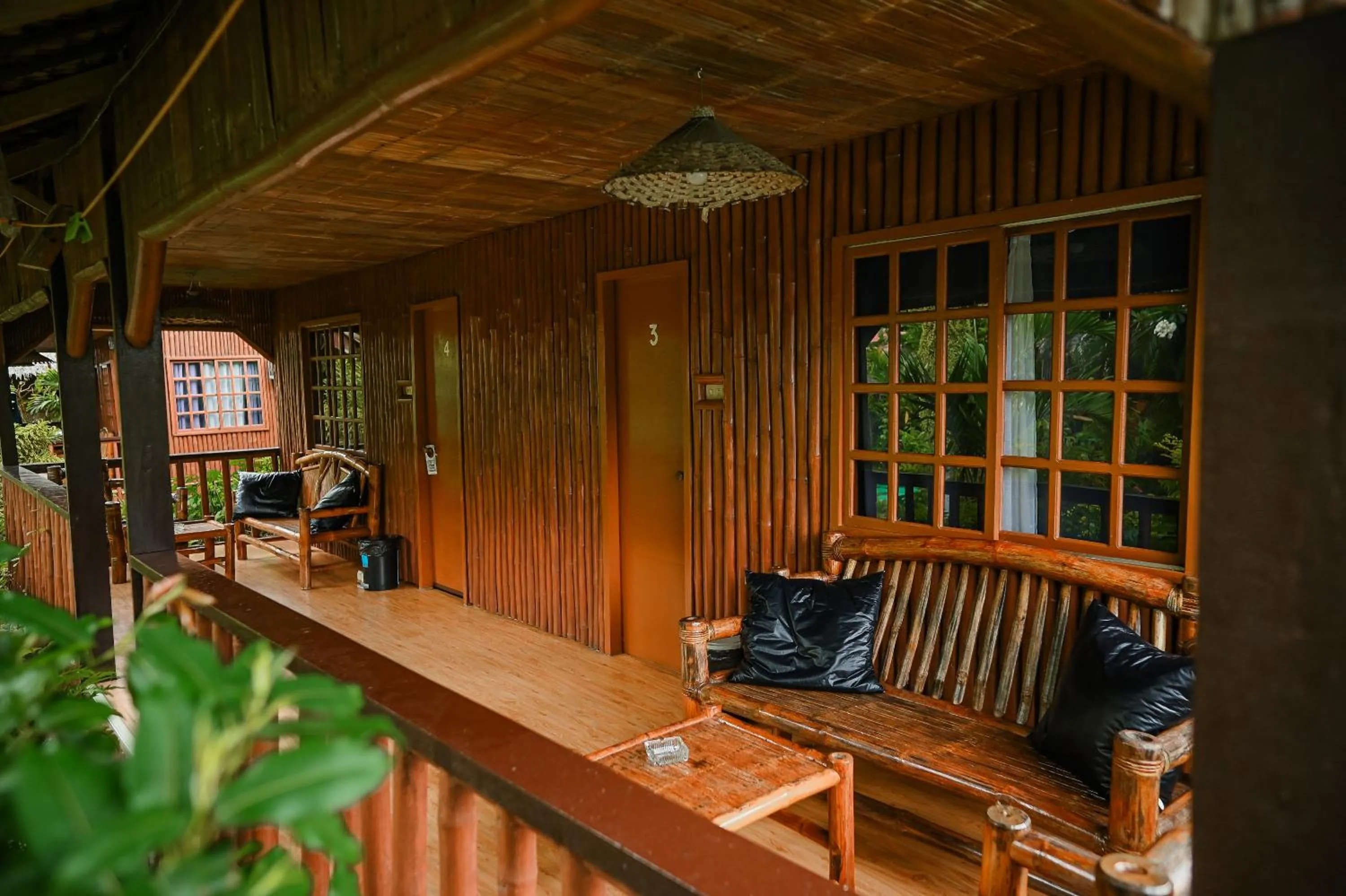 Property building in Garden of Eden Dive Resort