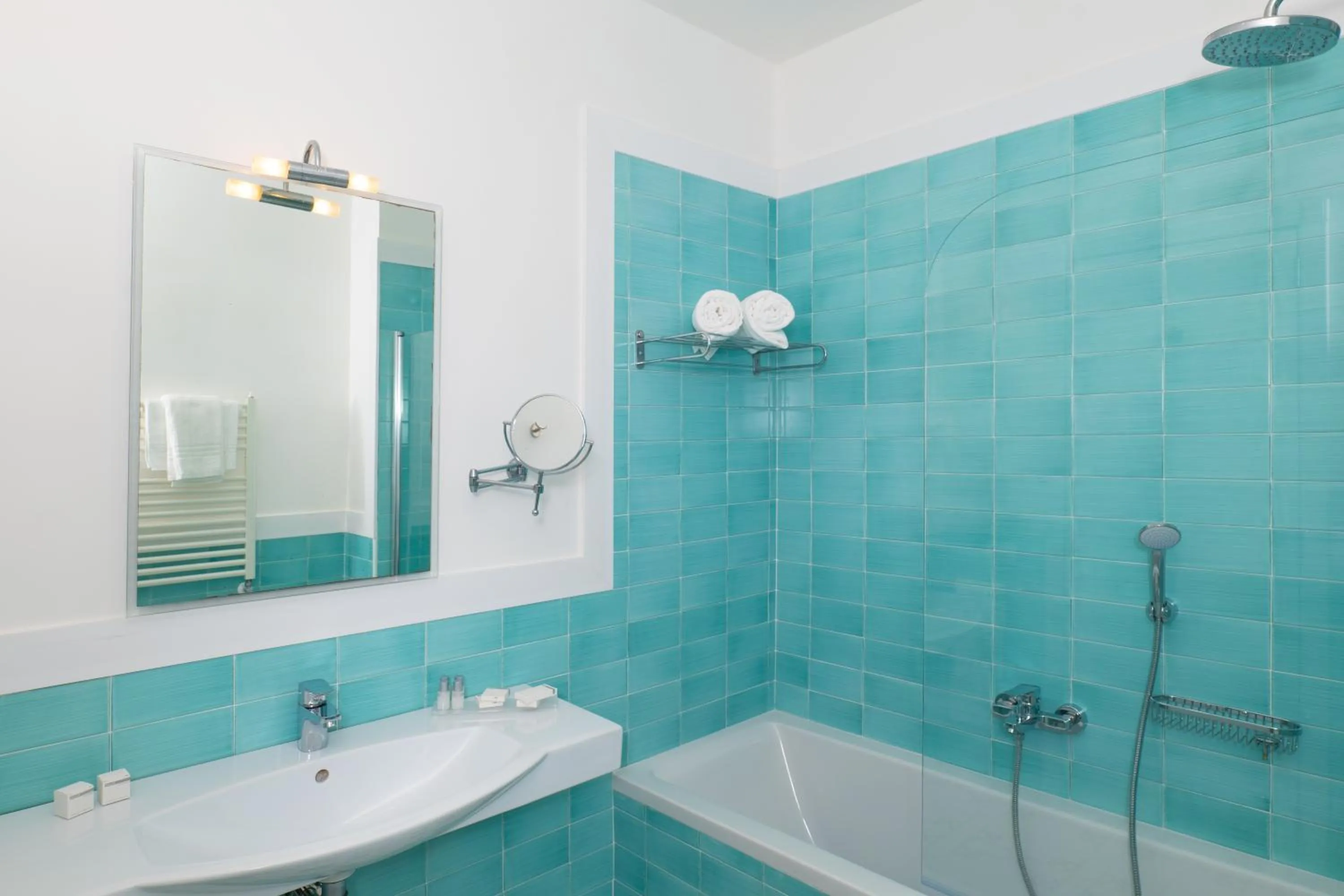 Bathroom in Grand Hotel Vesuvio