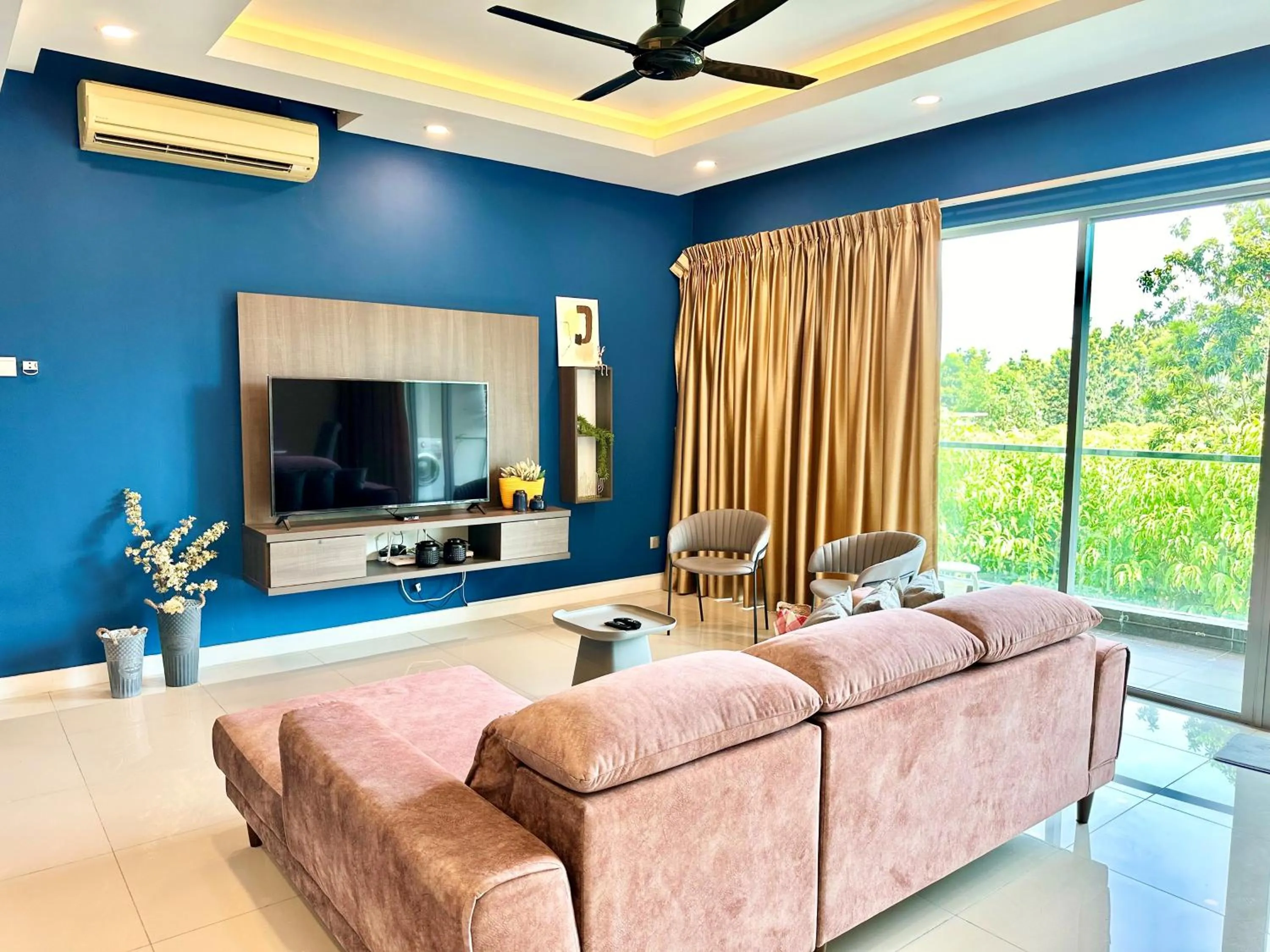 Living room in Deco Home @ Imago The Loft