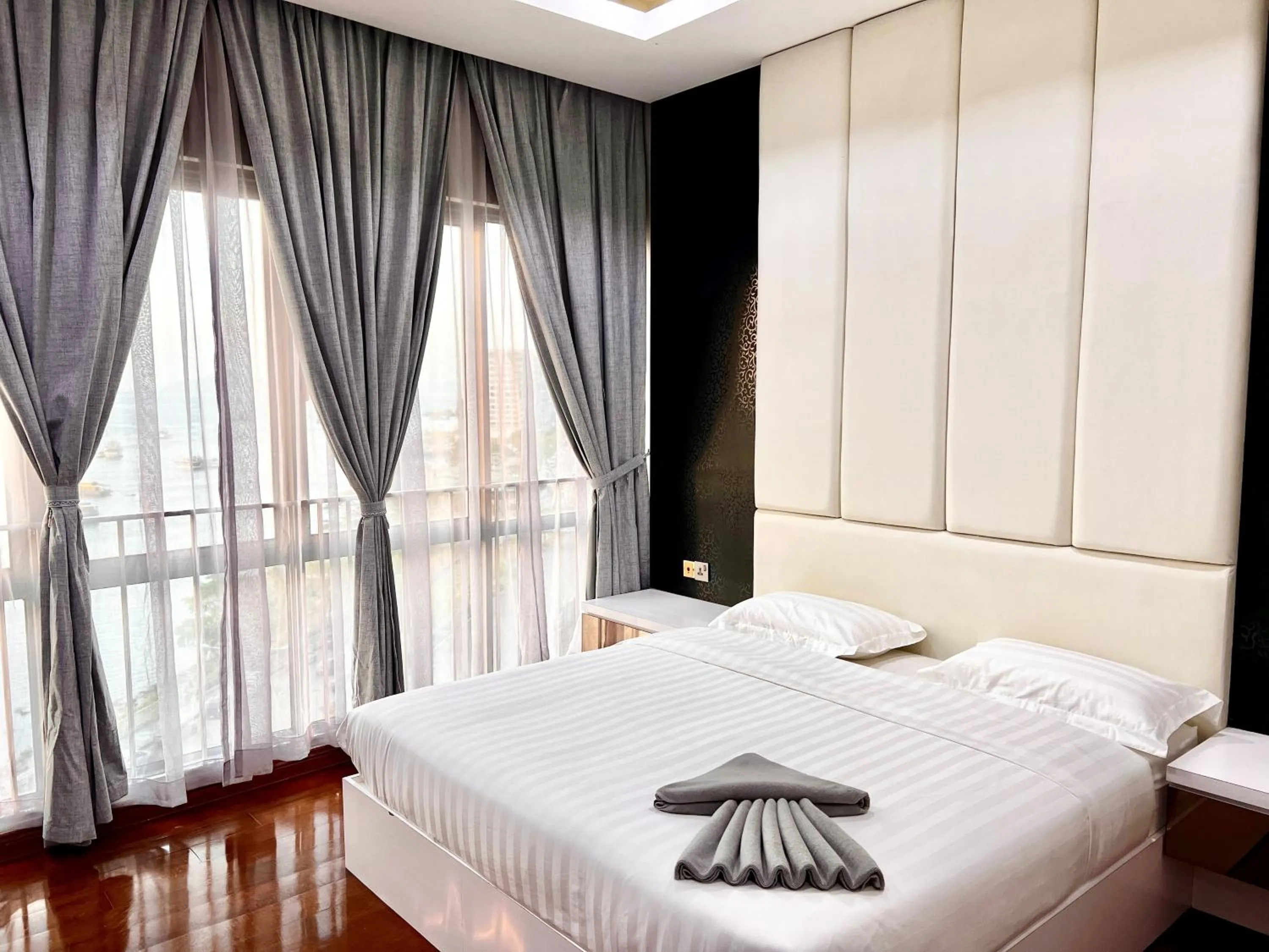 Bedroom, Bed in Deco Home @ Imago The Loft