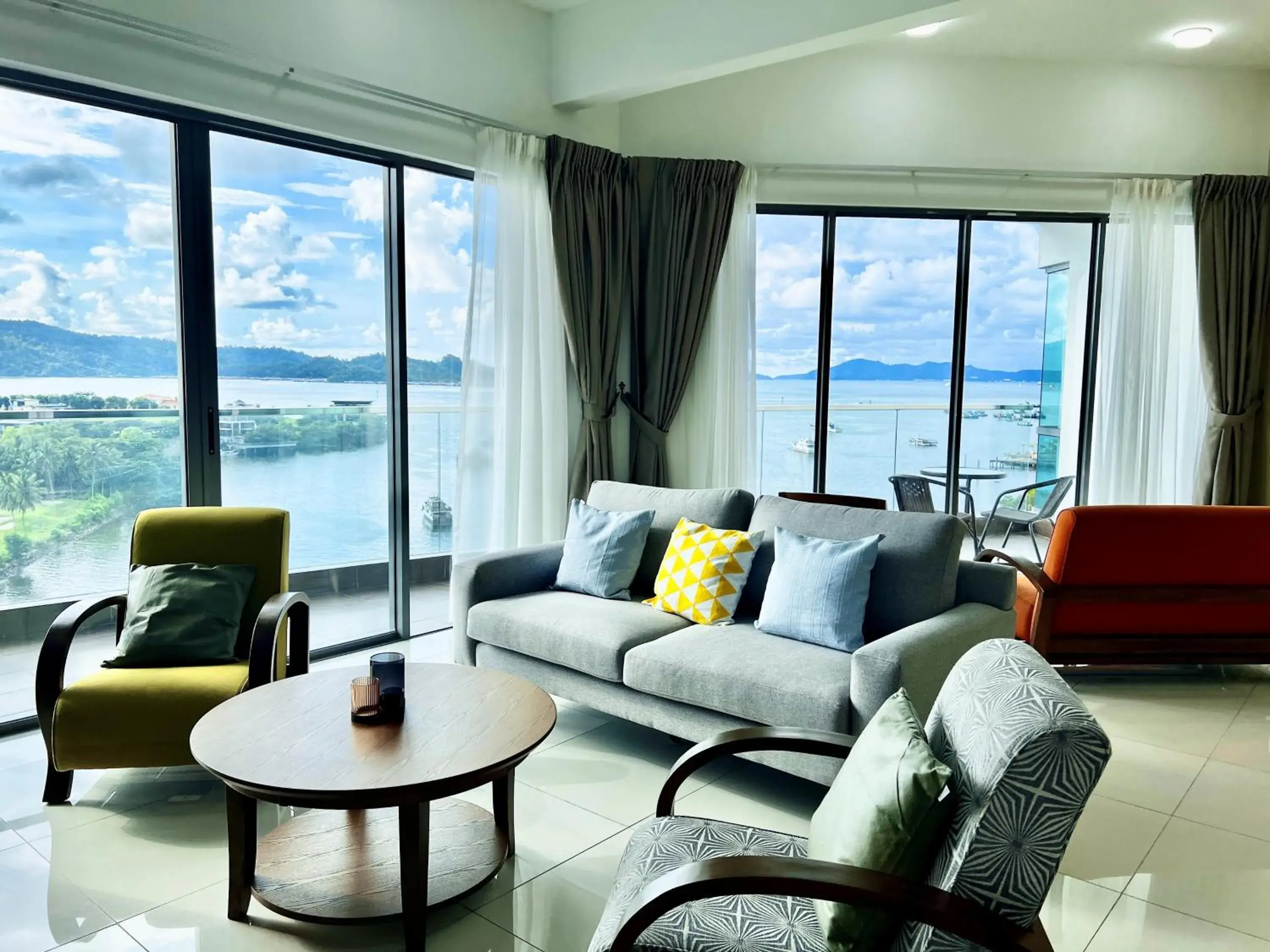 Apartment with Sea View in Deco Home @ Imago The Loft Apartment with Sea View in Deco Home @ Imago The Loft