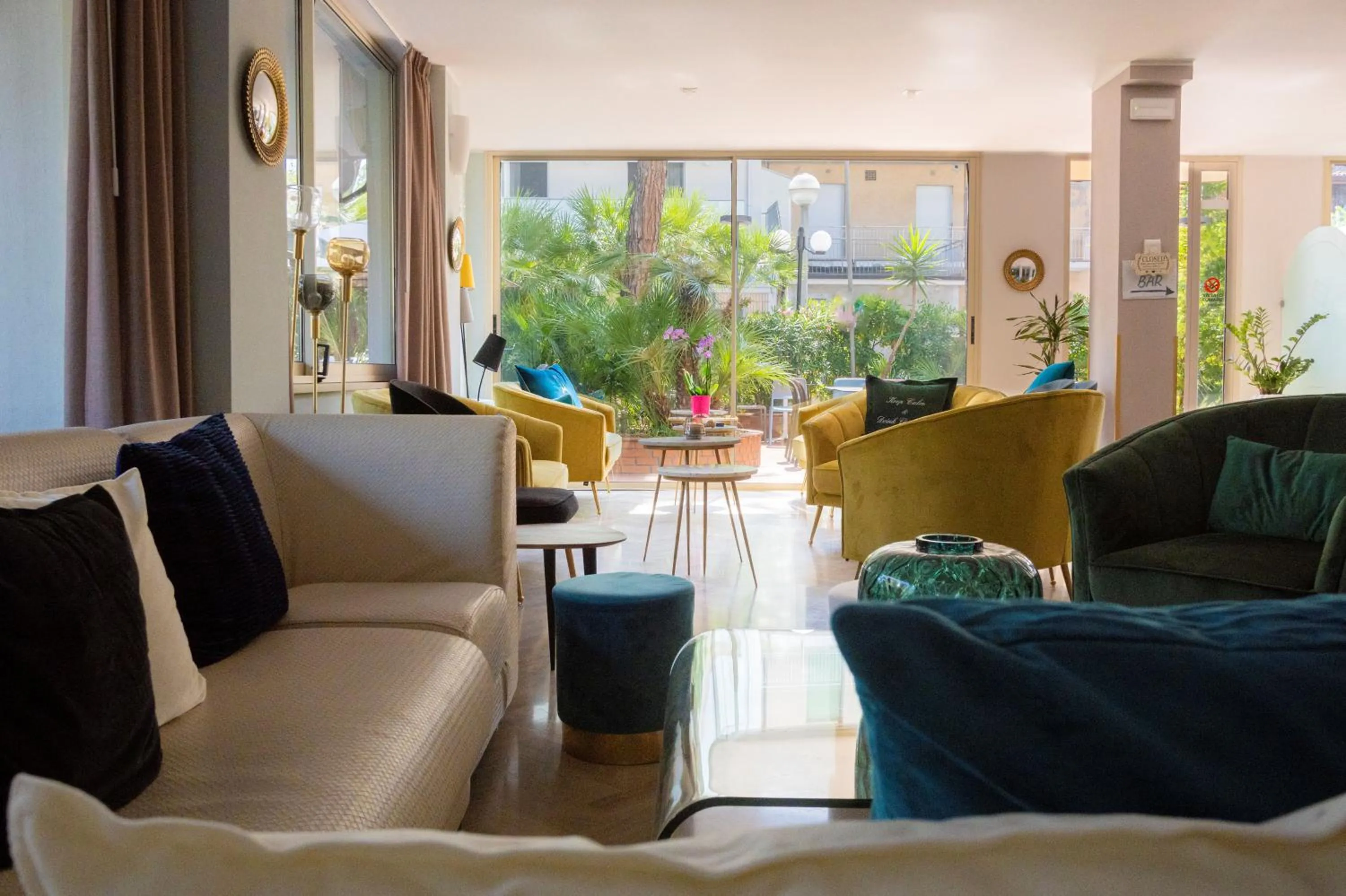 Living room in Aura Living Hotel