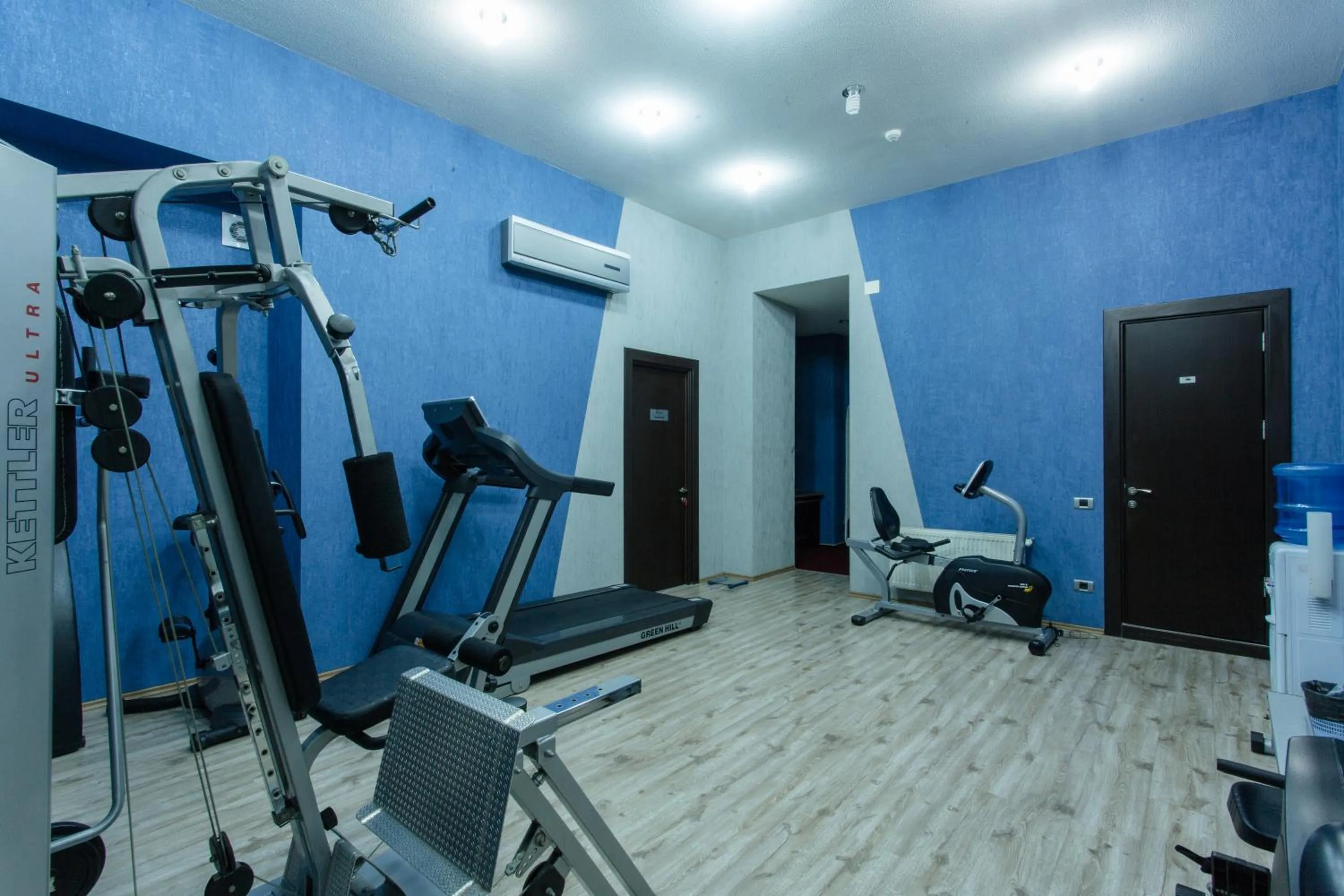 Fitness centre/facilities in Austin Hotel Baku