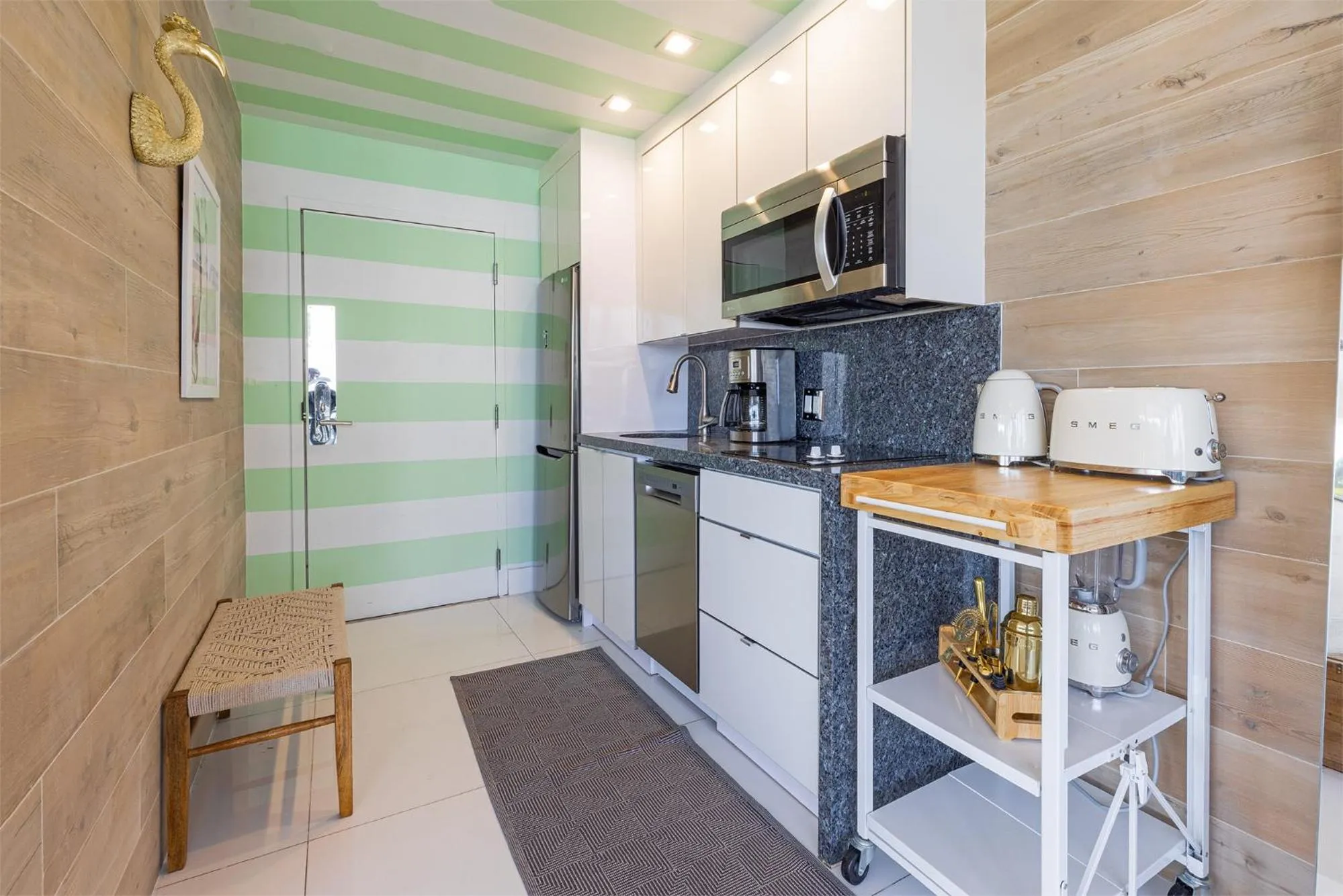 Boutique Suite with Huge Terrace and Rooftop Pool