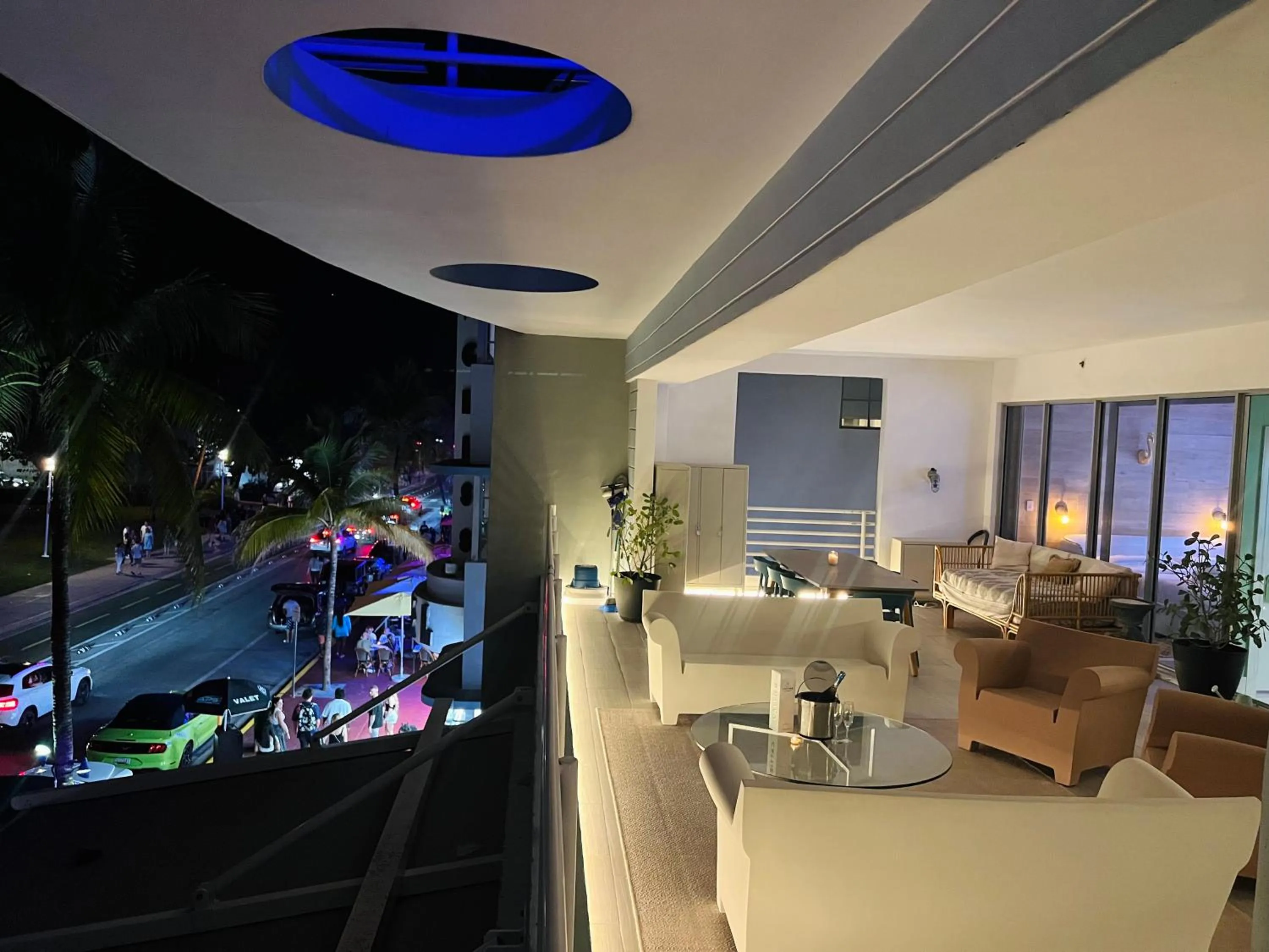 Boutique Suite with Huge Terrace and Rooftop Pool