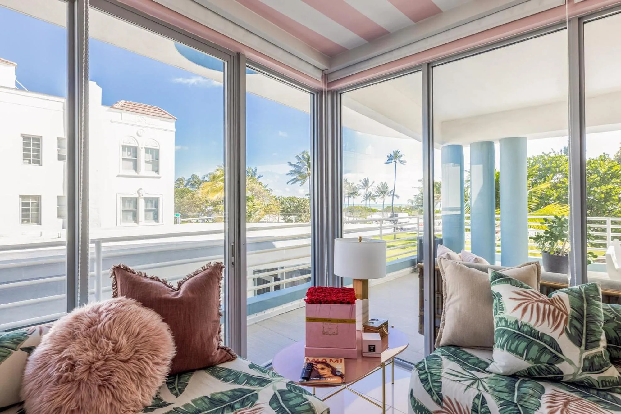 Boutique Suite with Huge Terrace and Rooftop Pool