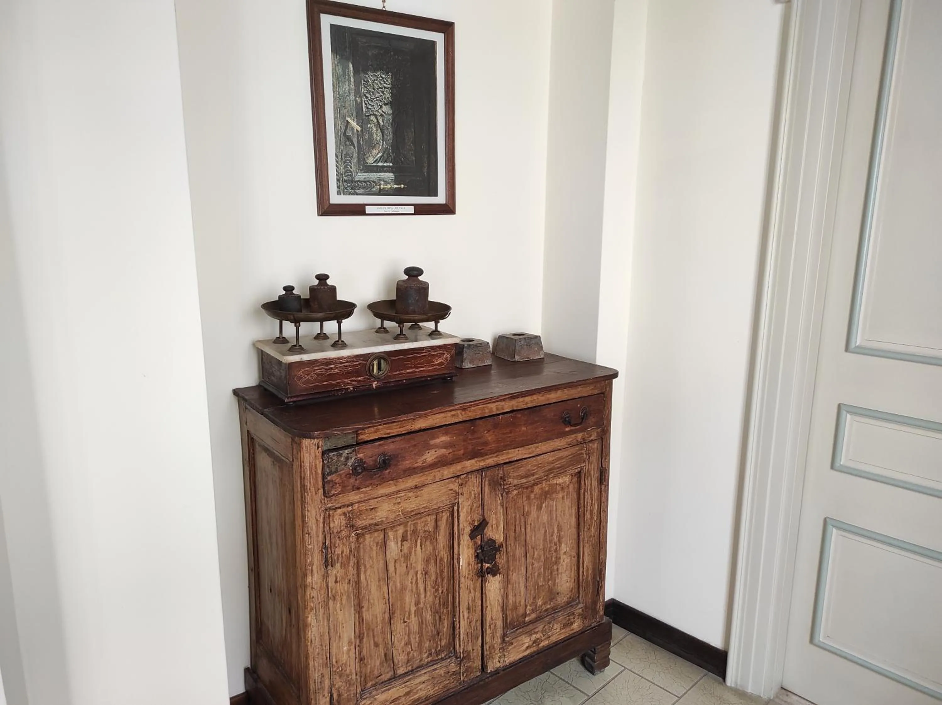 Decorative detail in Antica Dimora Palazzo Rovitti