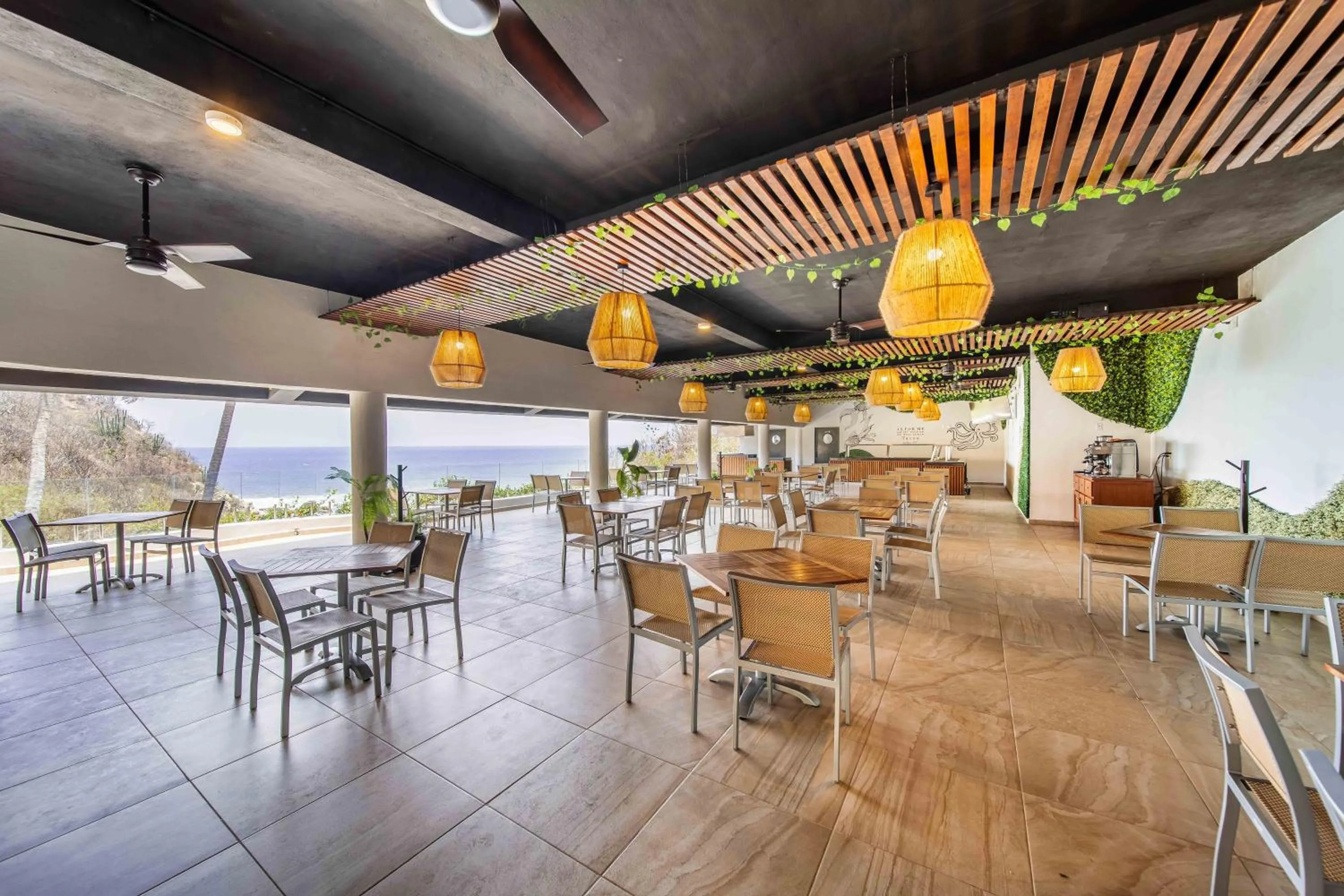 Restaurant/places to eat in Villas Coral Huatulco