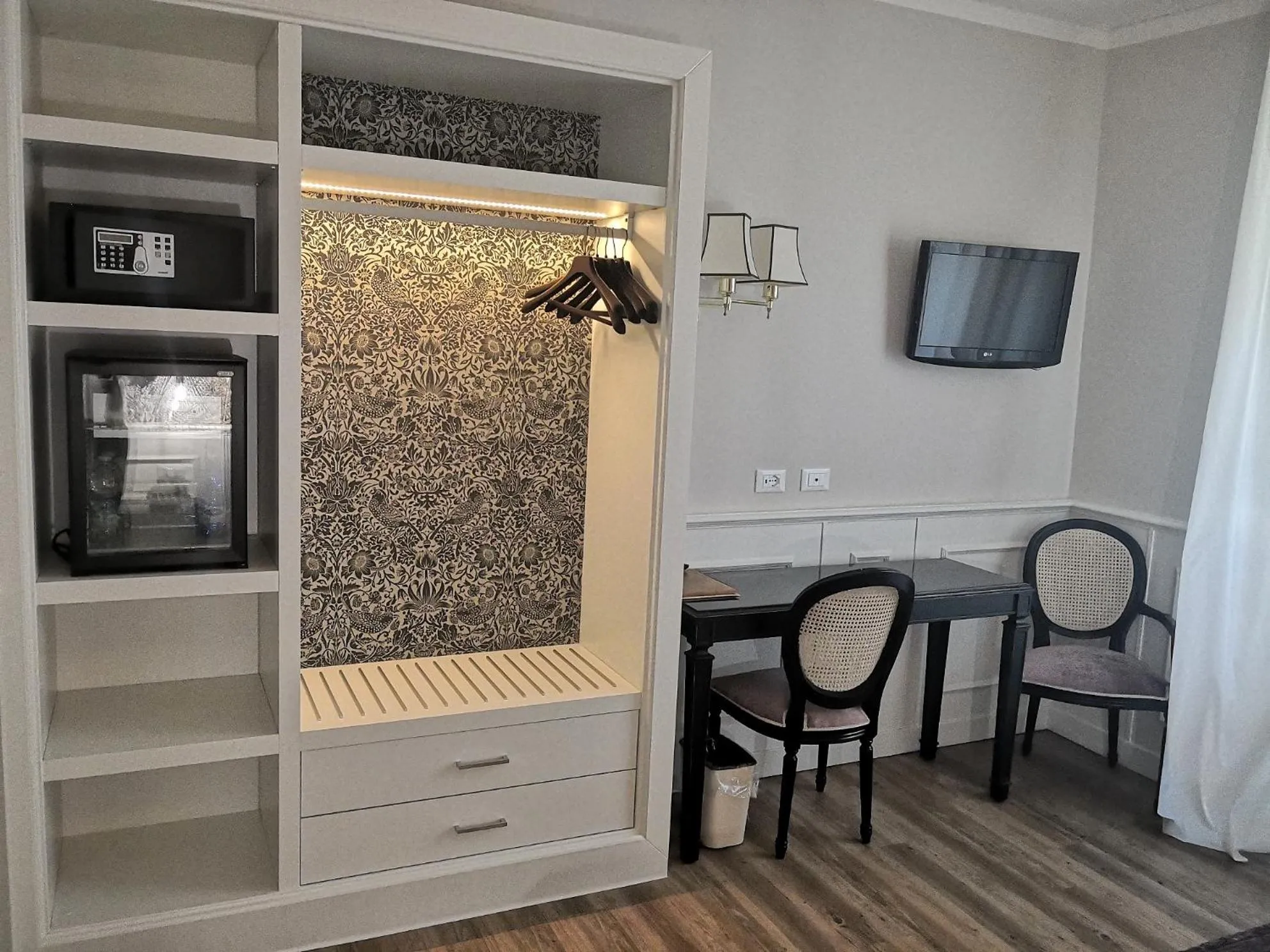 Photo of the whole room in Hotel San Luca