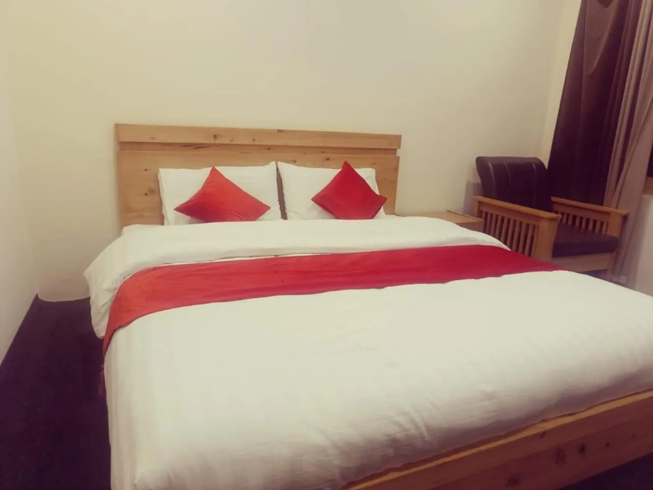 Bedroom in Indus Lodges Gilgit