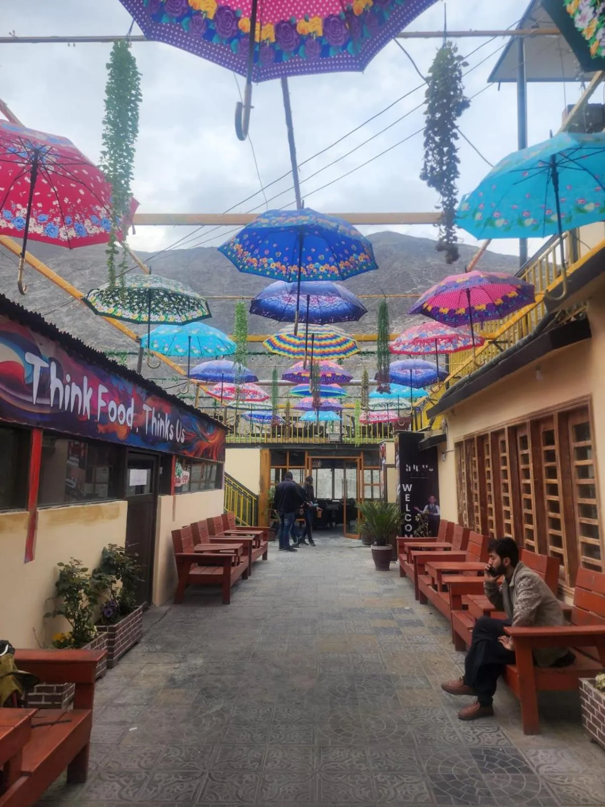 Facade/entrance in Indus Lodges Gilgit