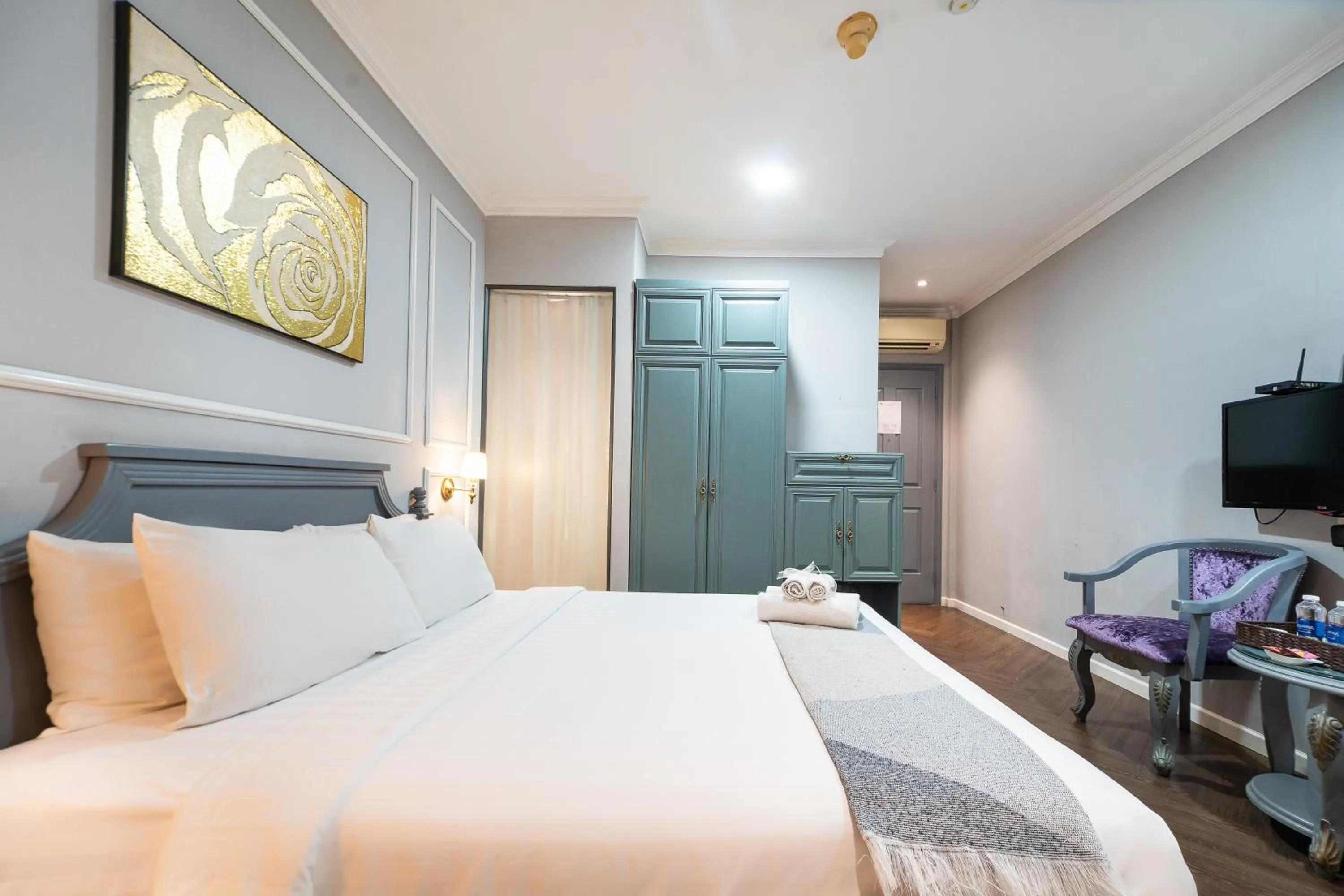 Bed in Sabina Residence - Stellar Boutique Hotel