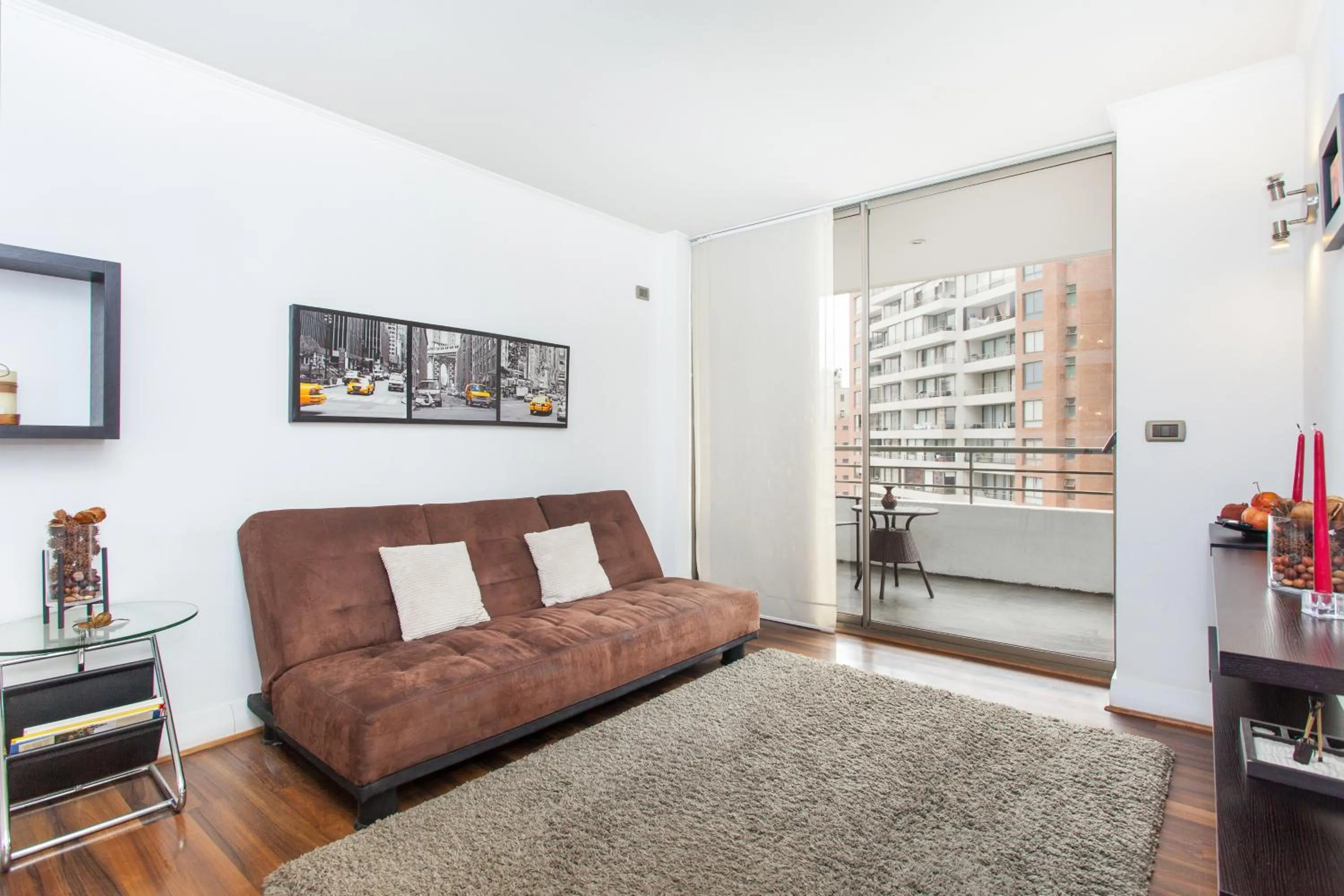 Seating area in myLUXAPART Las Condes