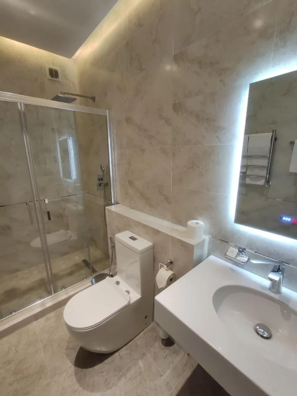 Bathroom in PANA HOTEL